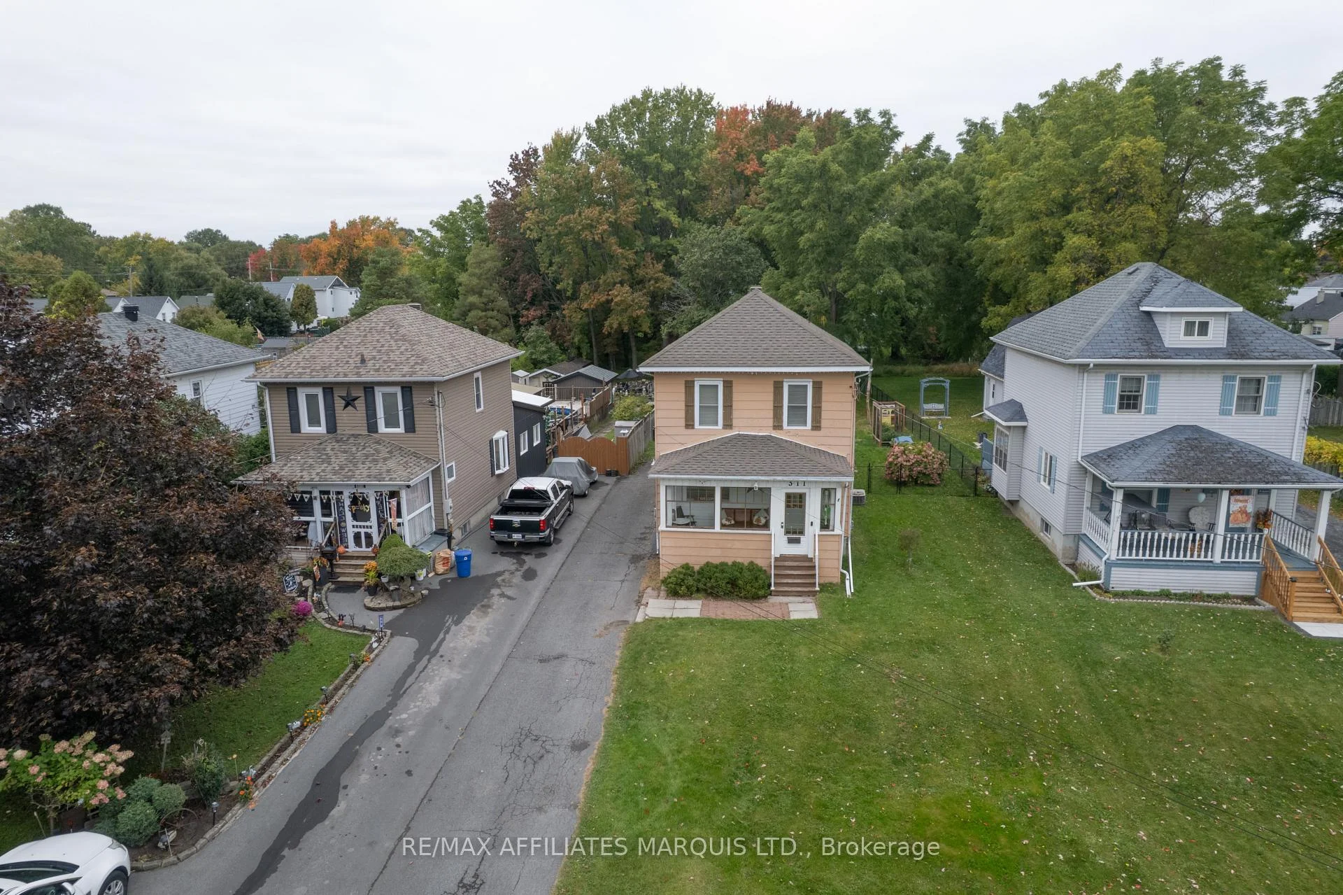Photo 44 of 311 Fourth Street W, Cornwall, Cornwall — HOMEH