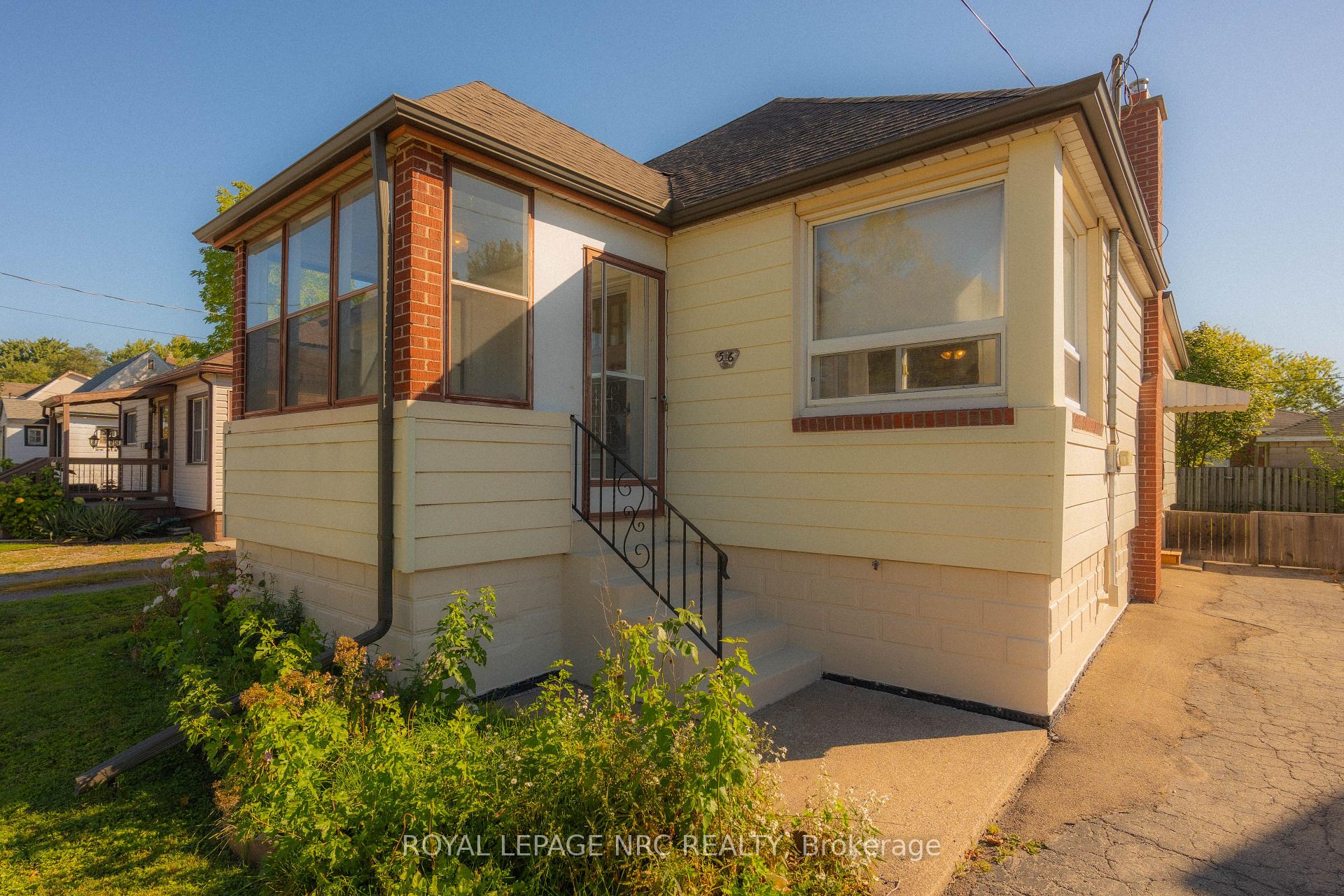 Photo 3 of 56 Lyons Avenue, Welland, Lincoln/Crowland — HOMEH