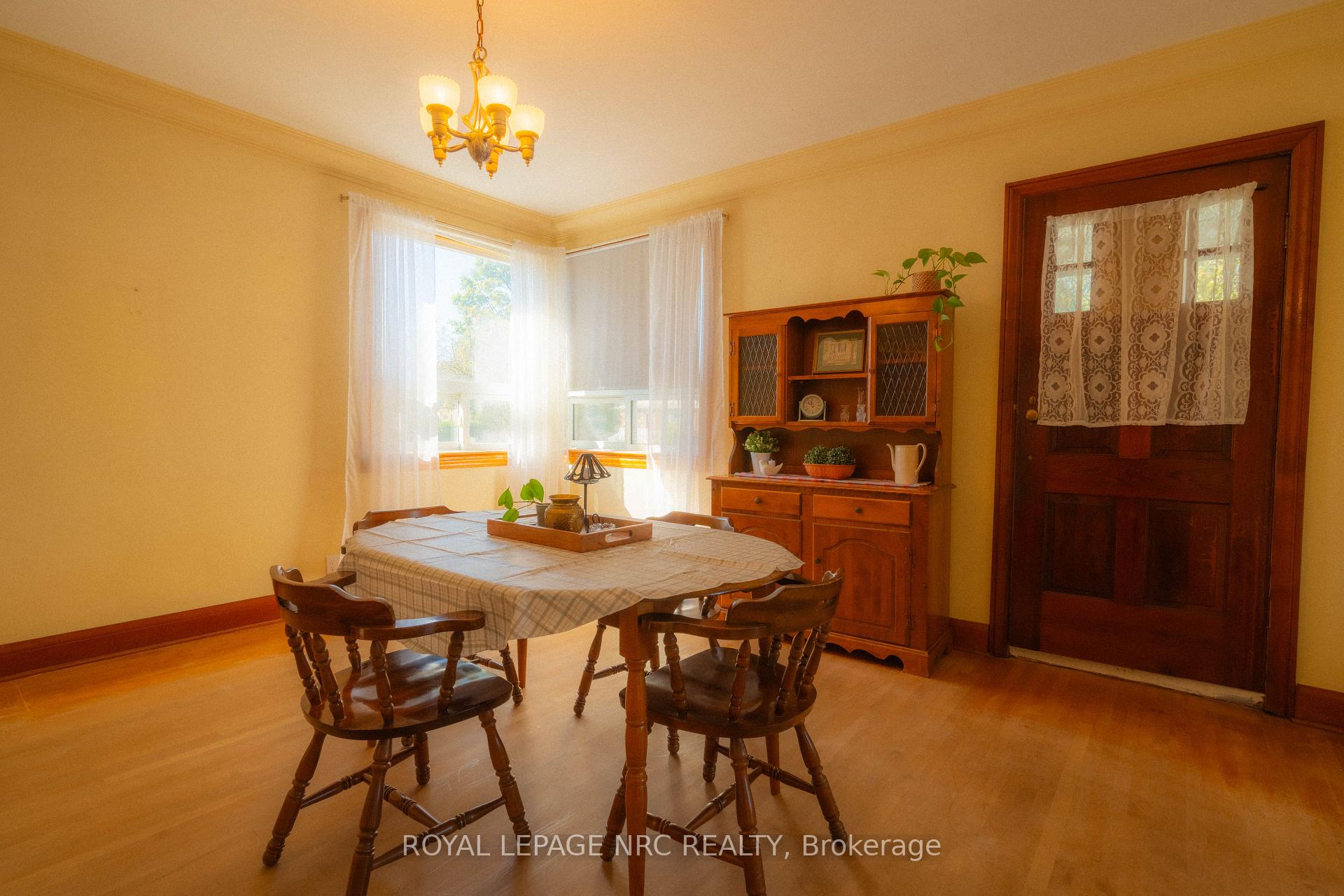 Photo 14 of 56 Lyons Avenue, Welland, Lincoln/Crowland — HOMEH