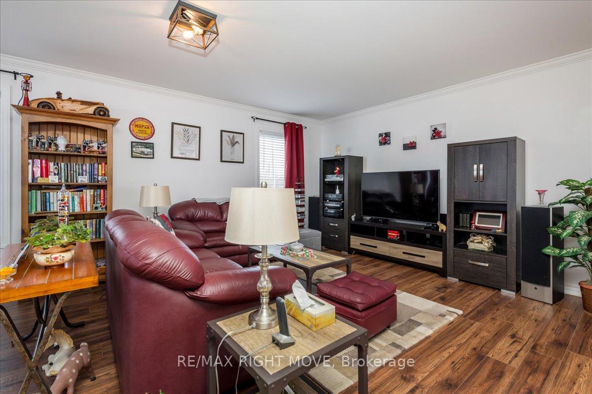 Photo 6 of 1 Sinclair Crescent, Ramara, Atherley — HOMEH