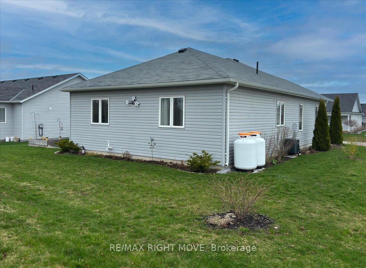 Photo 26 of 1 Sinclair Crescent, Ramara, Atherley — HOMEH