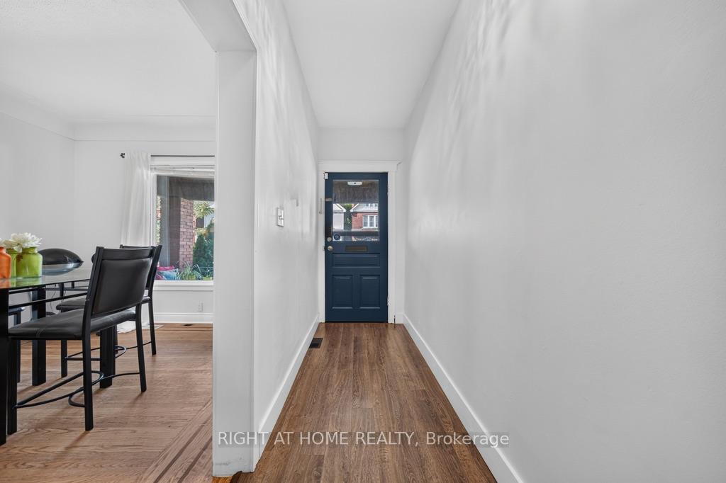 Photo 3 of 36 Sherman Avenue N, Hamilton, Stipley — HOMEH