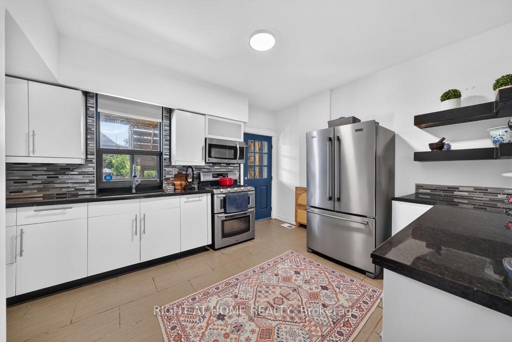 Photo 12 of 36 Sherman Avenue N, Hamilton, Stipley — HOMEH