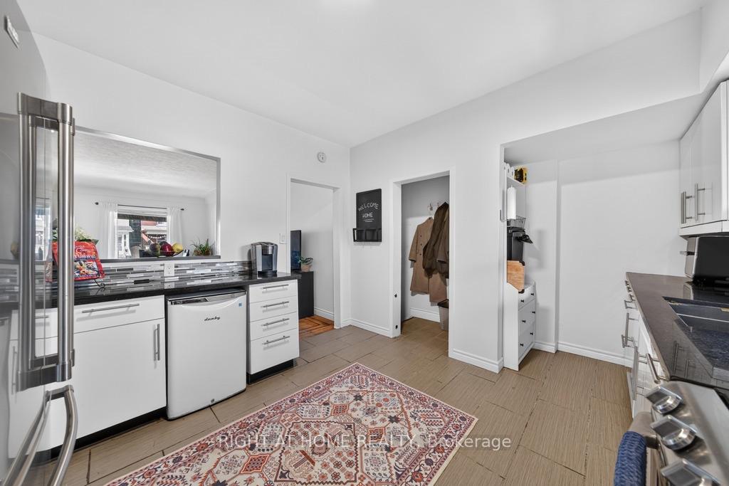 Photo 14 of 36 Sherman Avenue N, Hamilton, Stipley — HOMEH