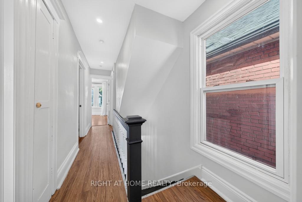 Photo 22 of 36 Sherman Avenue N, Hamilton, Stipley — HOMEH
