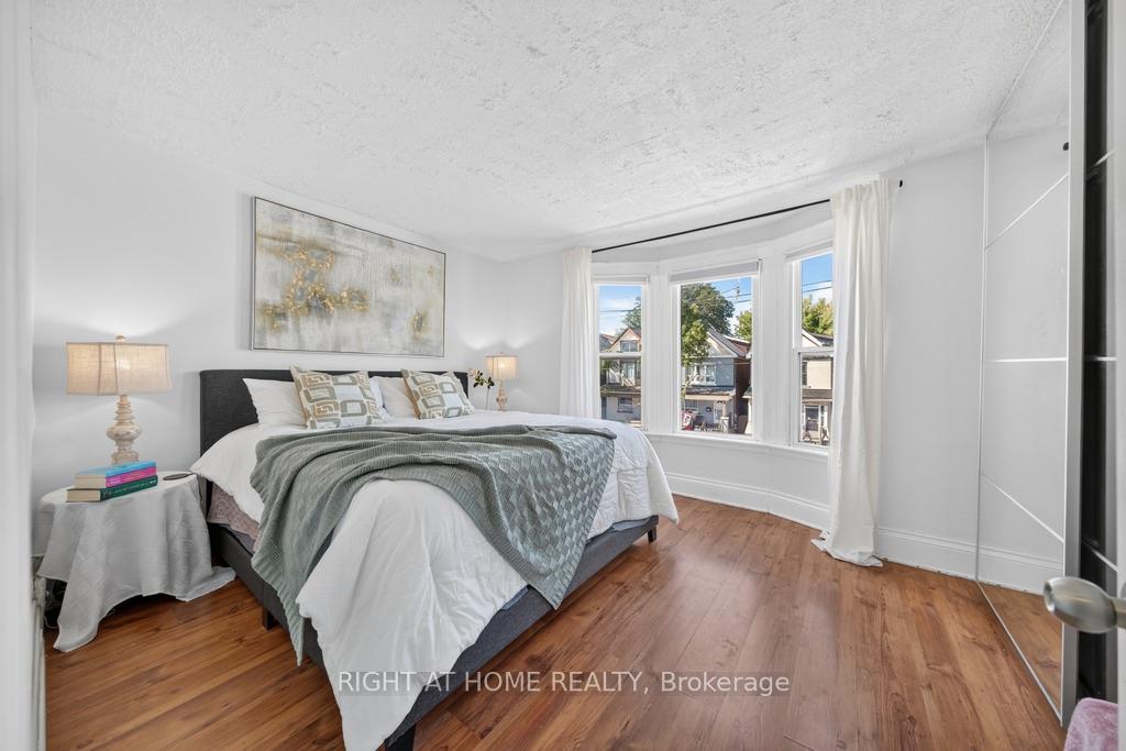 Photo 26 of 36 Sherman Avenue N, Hamilton, Stipley — HOMEH