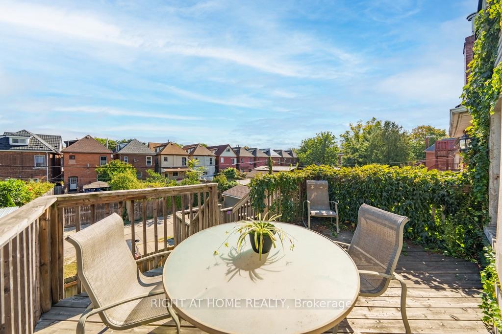 Photo 44 of 36 Sherman Avenue N, Hamilton, Stipley — HOMEH