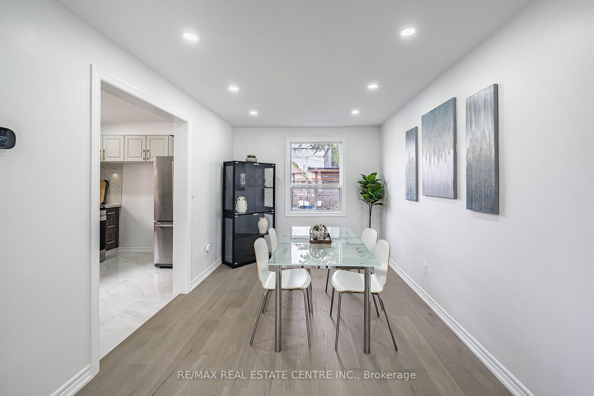 Photo 15 of 665 Jane Street, Toronto, Rockcliffe-Smythe — HOMEH