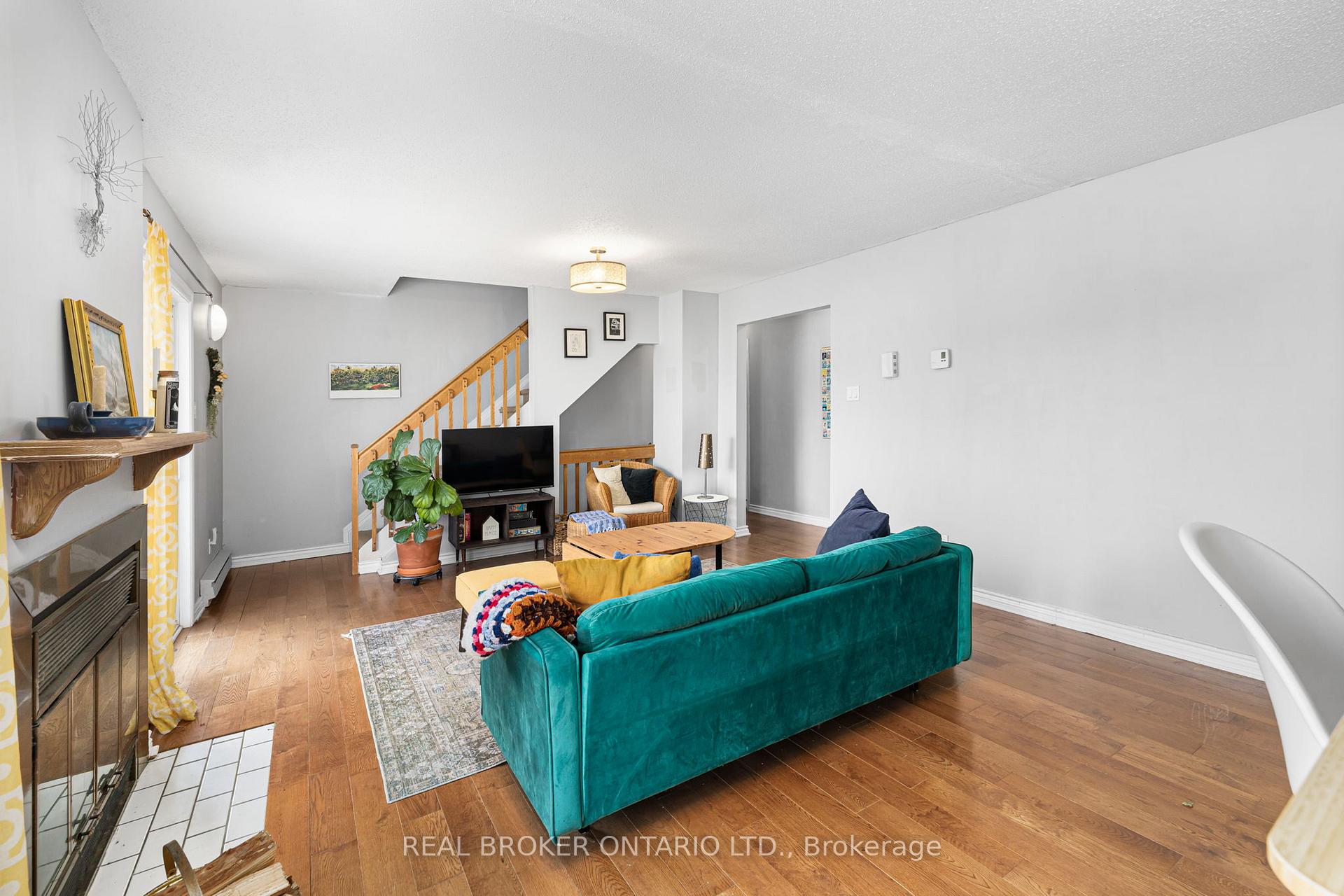 Photo 11 of Unit 3, 7 Timberview Way, Ottawa, Westcliffe Estates — HOMEH