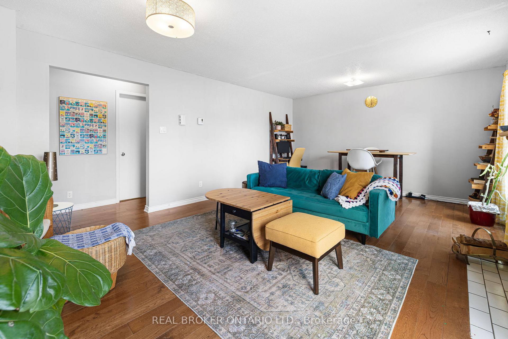 Photo 15 of Unit 3, 7 Timberview Way, Ottawa, Westcliffe Estates — HOMEH
