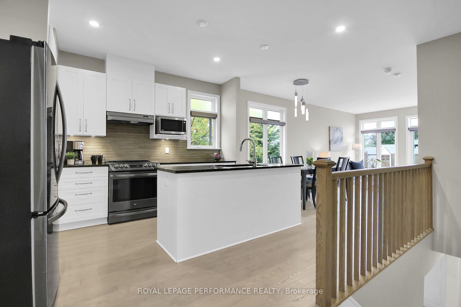 Photo 9 of 522 Silverbell Crescent, Ottawa, Blossom Park/Kemp Park/Findlay Creek — HOMEH