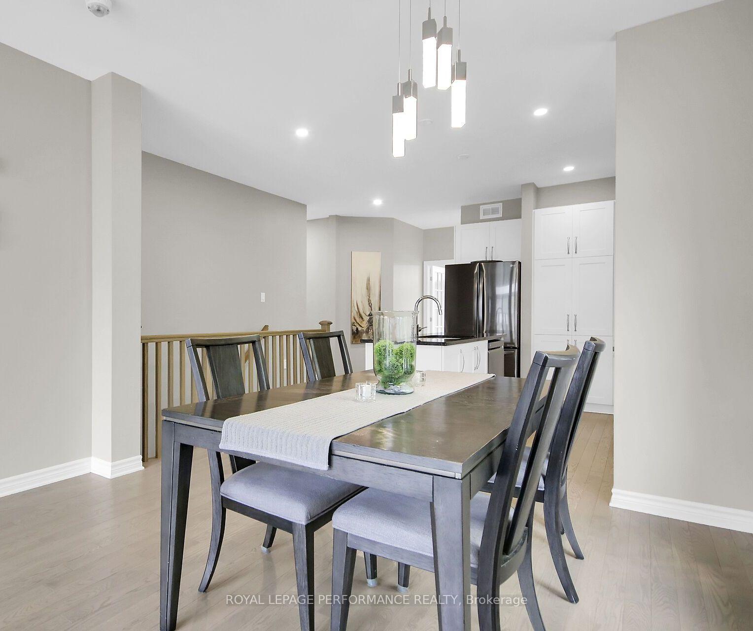 Photo 13 of 522 Silverbell Crescent, Ottawa, Blossom Park/Kemp Park/Findlay Creek — HOMEH