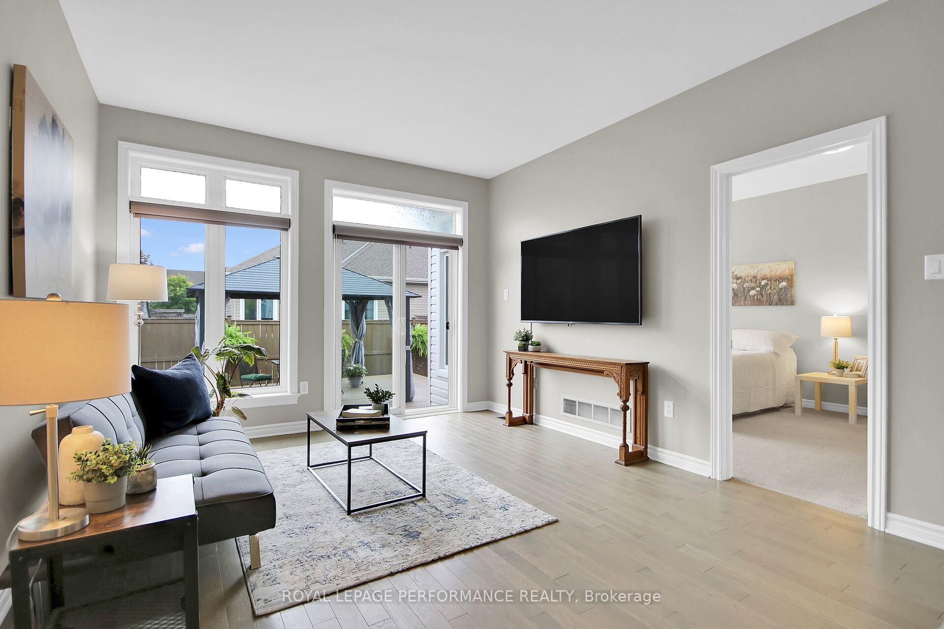 Photo 15 of 522 Silverbell Crescent, Ottawa, Blossom Park/Kemp Park/Findlay Creek — HOMEH