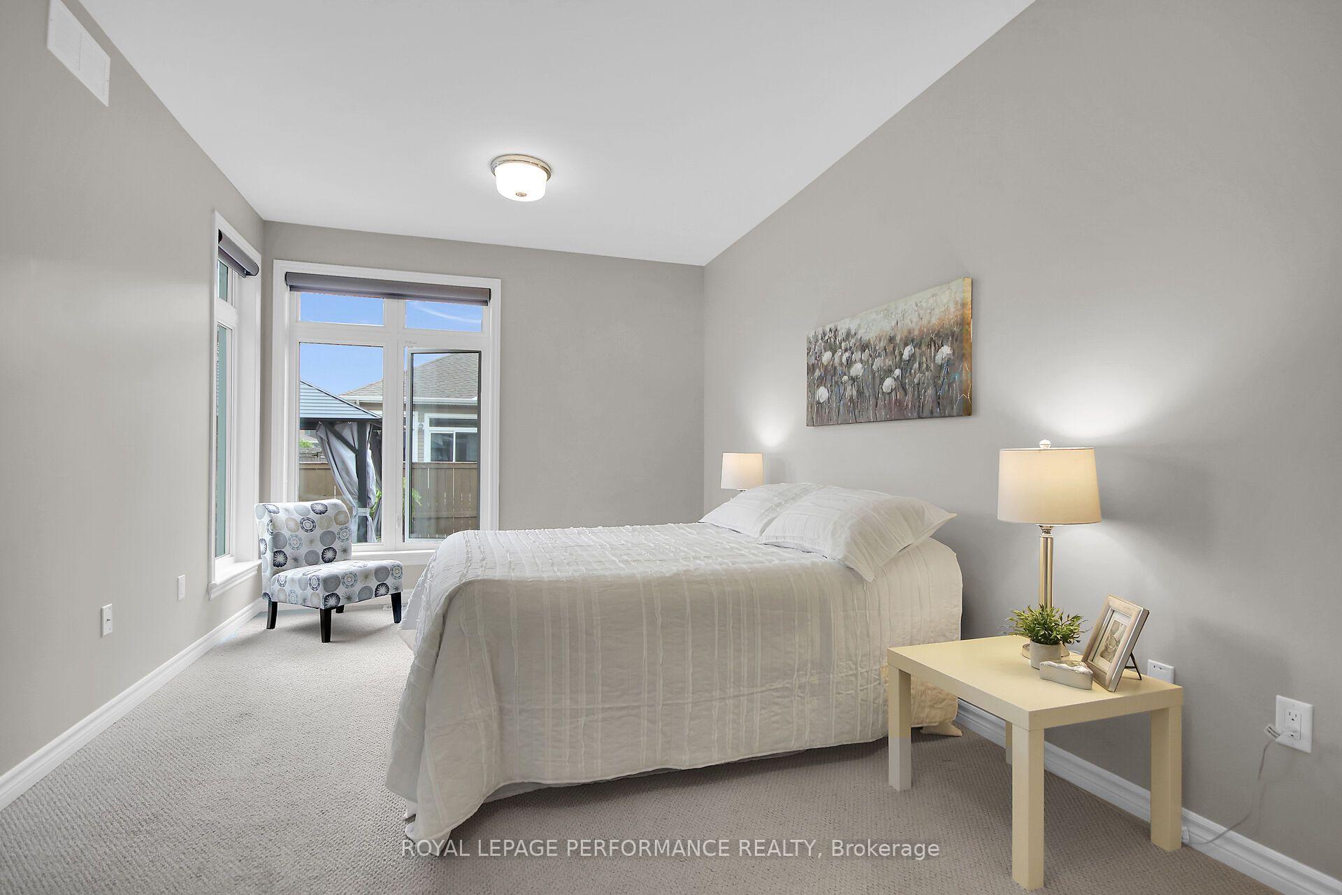 Photo 18 of 522 Silverbell Crescent, Ottawa, Blossom Park/Kemp Park/Findlay Creek — HOMEH