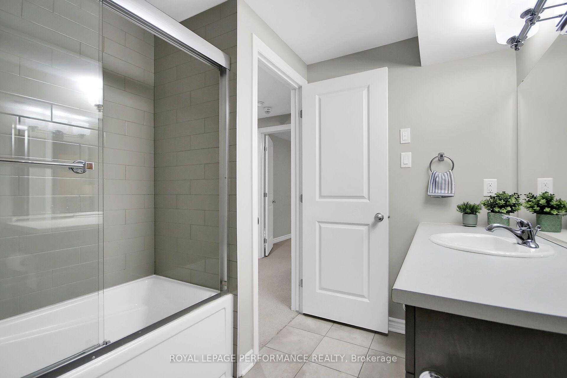 Photo 31 of 522 Silverbell Crescent, Ottawa, Blossom Park/Kemp Park/Findlay Creek — HOMEH
