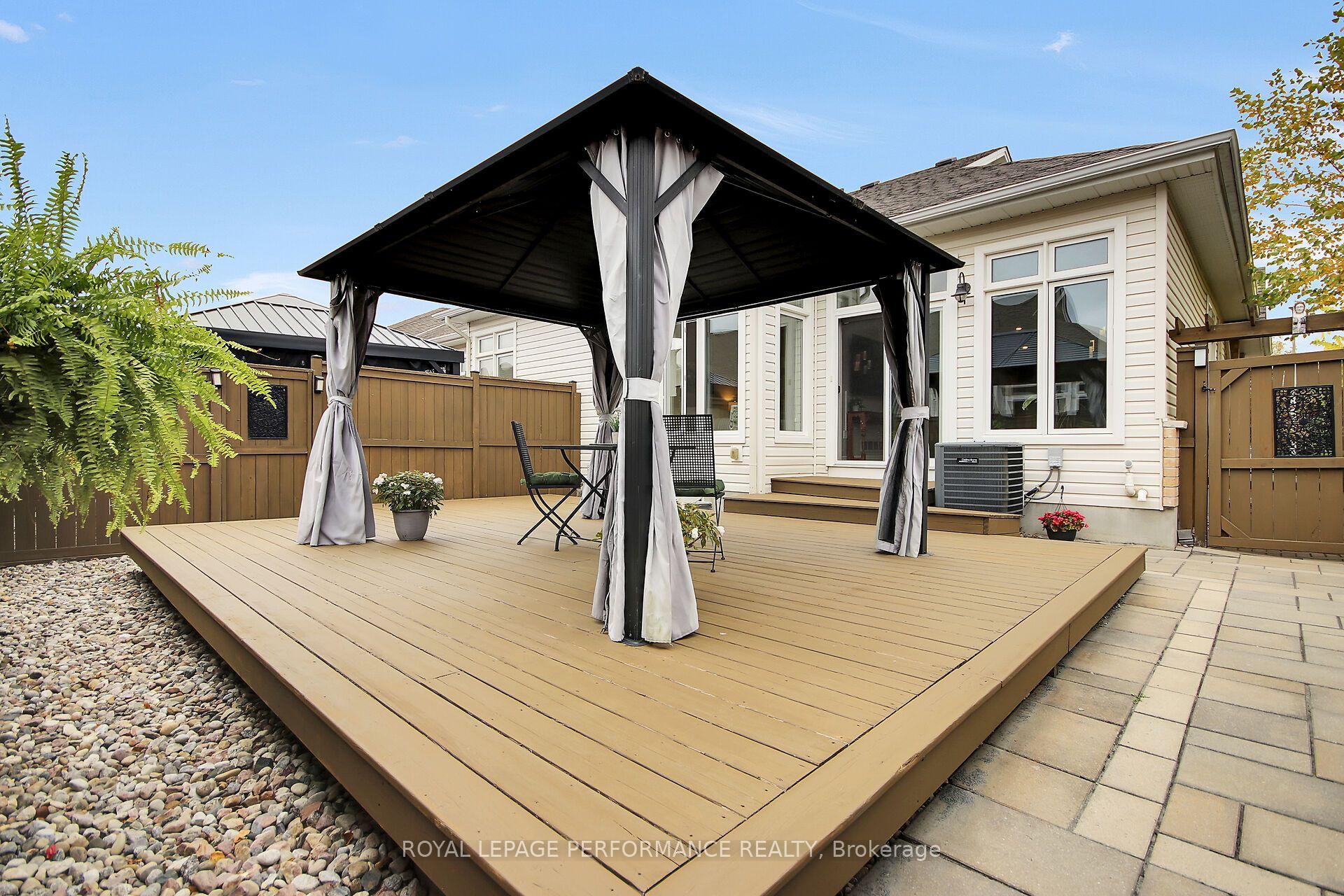 Photo 36 of 522 Silverbell Crescent, Ottawa, Blossom Park/Kemp Park/Findlay Creek — HOMEH