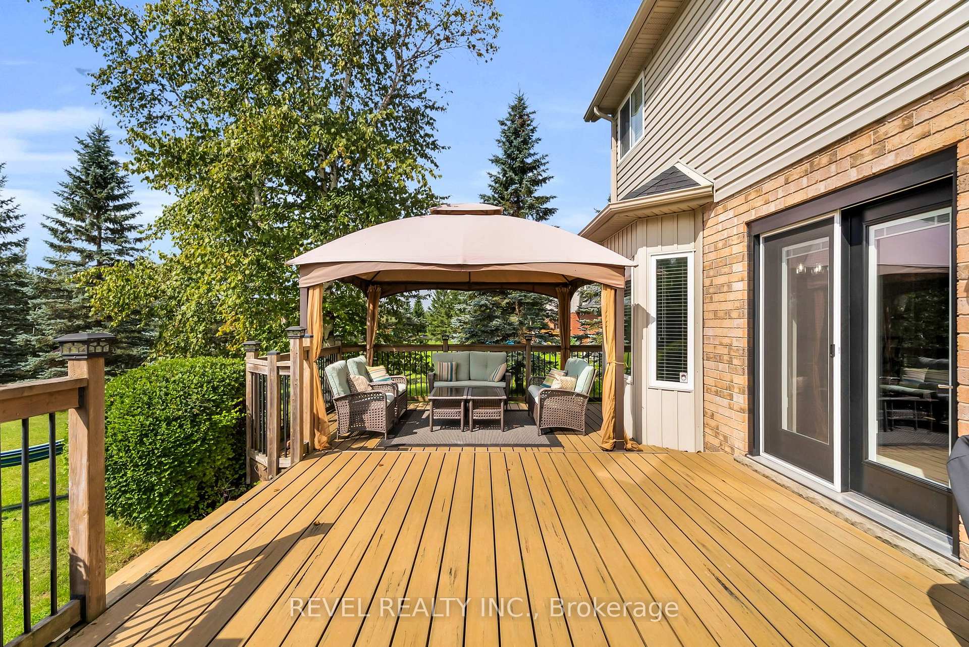 Photo 37 of 14 Devonleigh Drive, Amaranth, Rural Amaranth — HOMEH