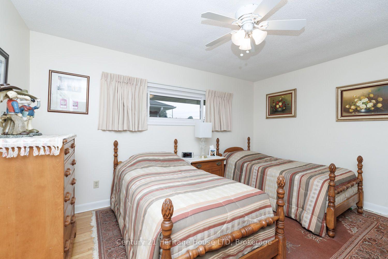 Photo 25 of 5159 Shirley Avenue, Niagara Falls, Cherrywood — HOMEH