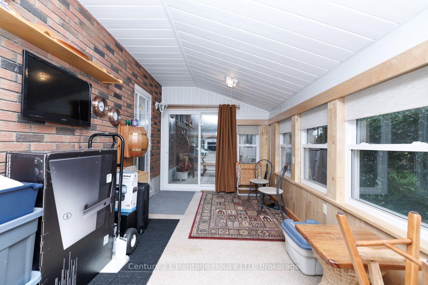 Photo 30 of 5159 Shirley Avenue, Niagara Falls, Cherrywood — HOMEH