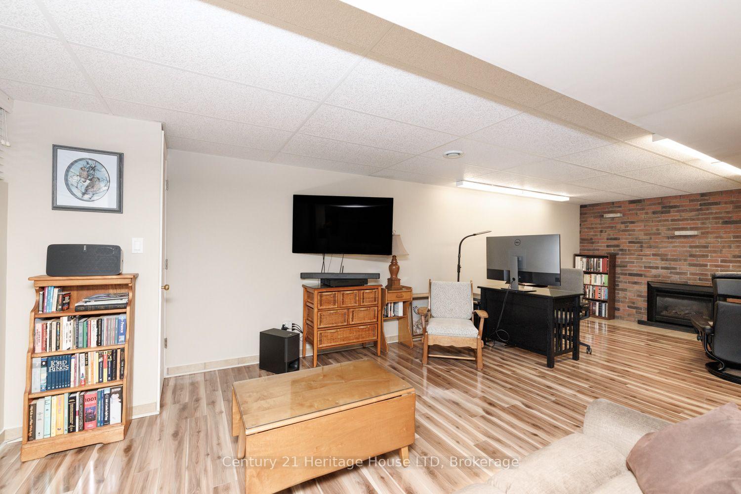 Photo 34 of 5159 Shirley Avenue, Niagara Falls, Cherrywood — HOMEH
