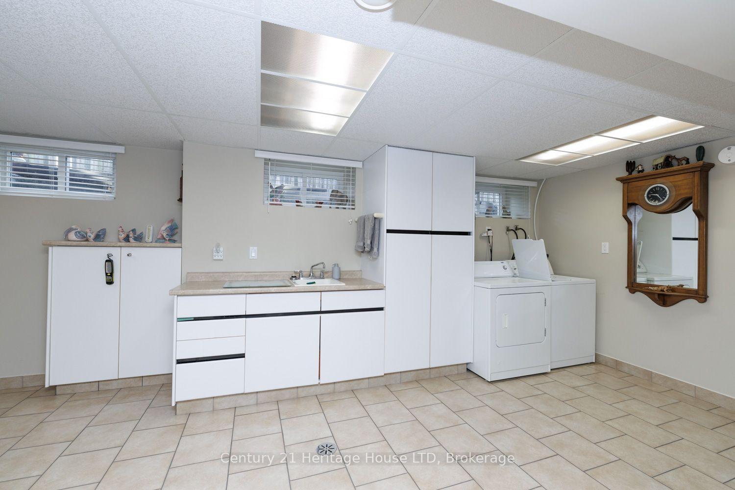 Photo 40 of 5159 Shirley Avenue, Niagara Falls, Cherrywood — HOMEH