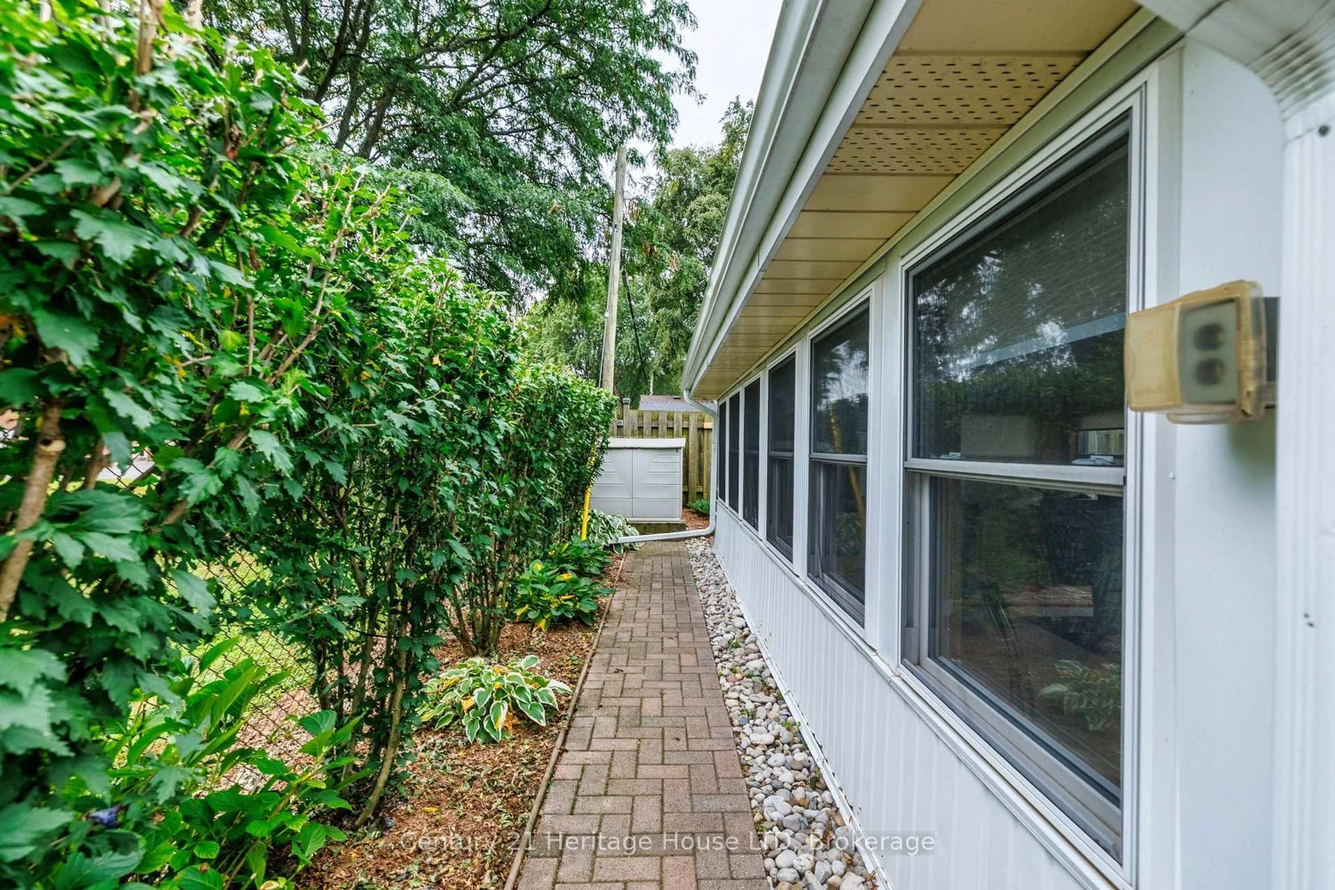 Photo 21 of 5159 Shirley Avenue, Niagara Falls, Cherrywood — HOMEH