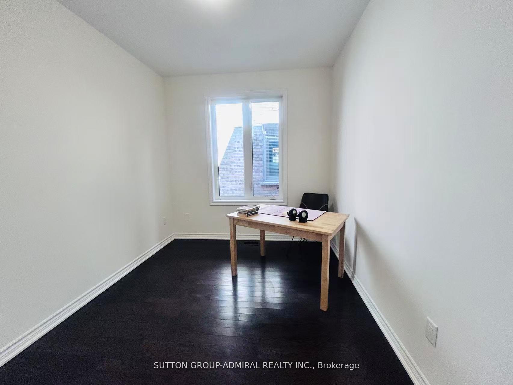 Photo 11 of 81 Livante Court, Markham, Victoria Square — HOMEH