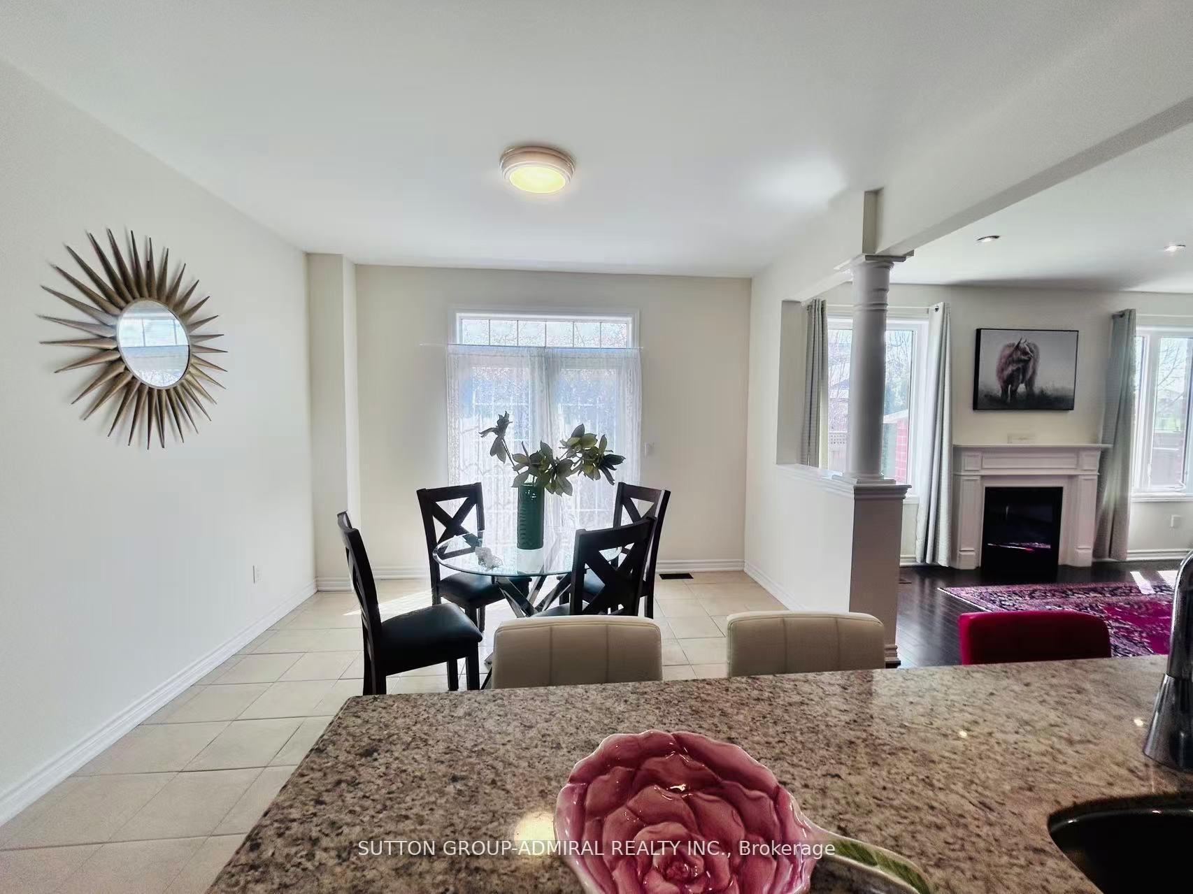 Photo 17 of 81 Livante Court, Markham, Victoria Square — HOMEH