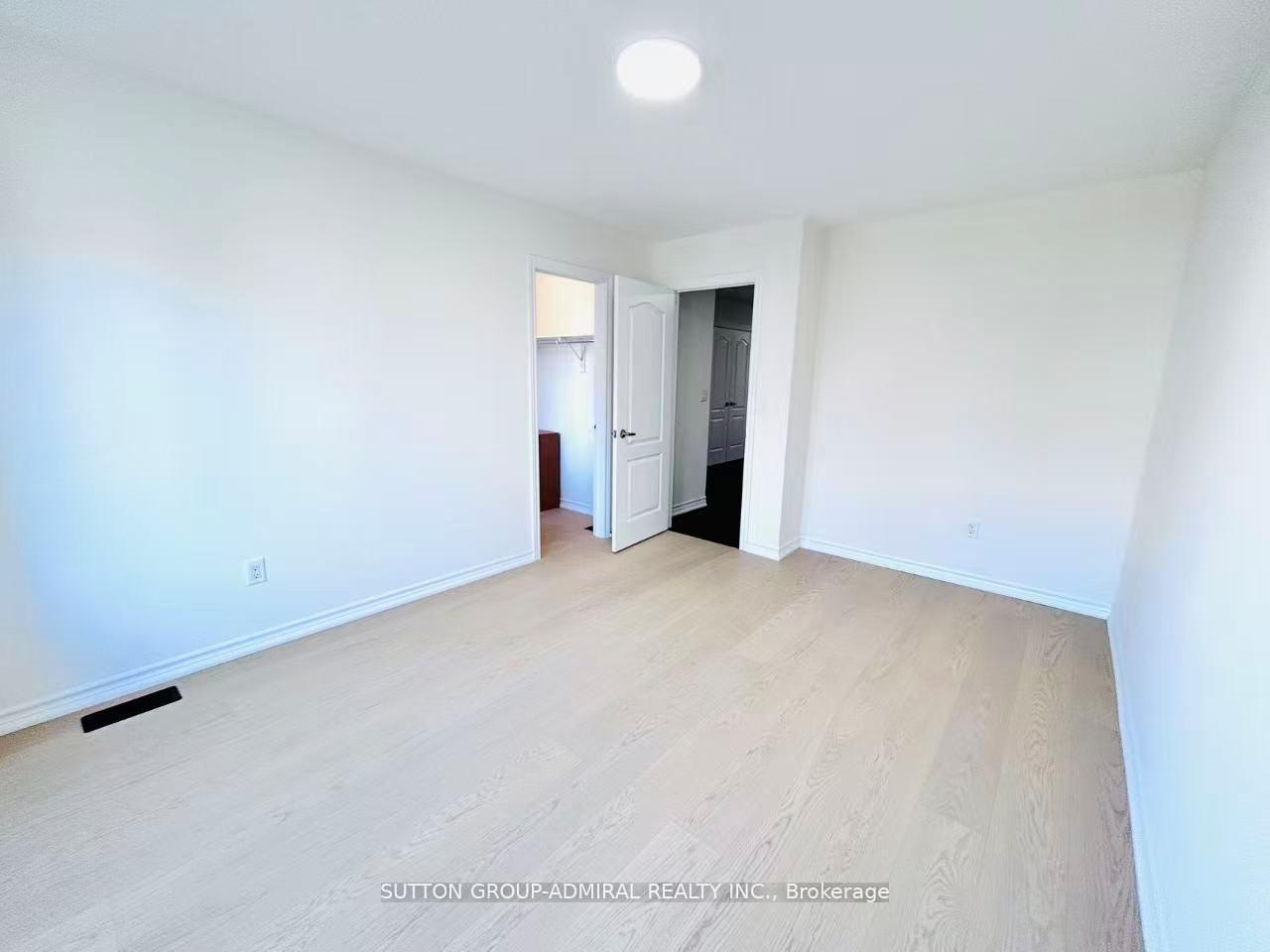 Photo 32 of 81 Livante Court, Markham, Victoria Square — HOMEH