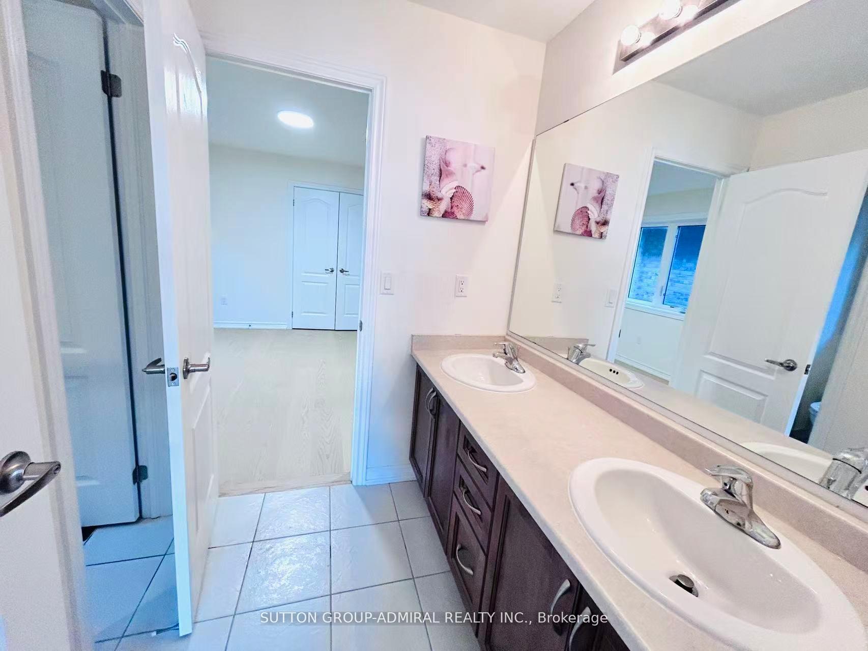 Photo 39 of 81 Livante Court, Markham, Victoria Square — HOMEH