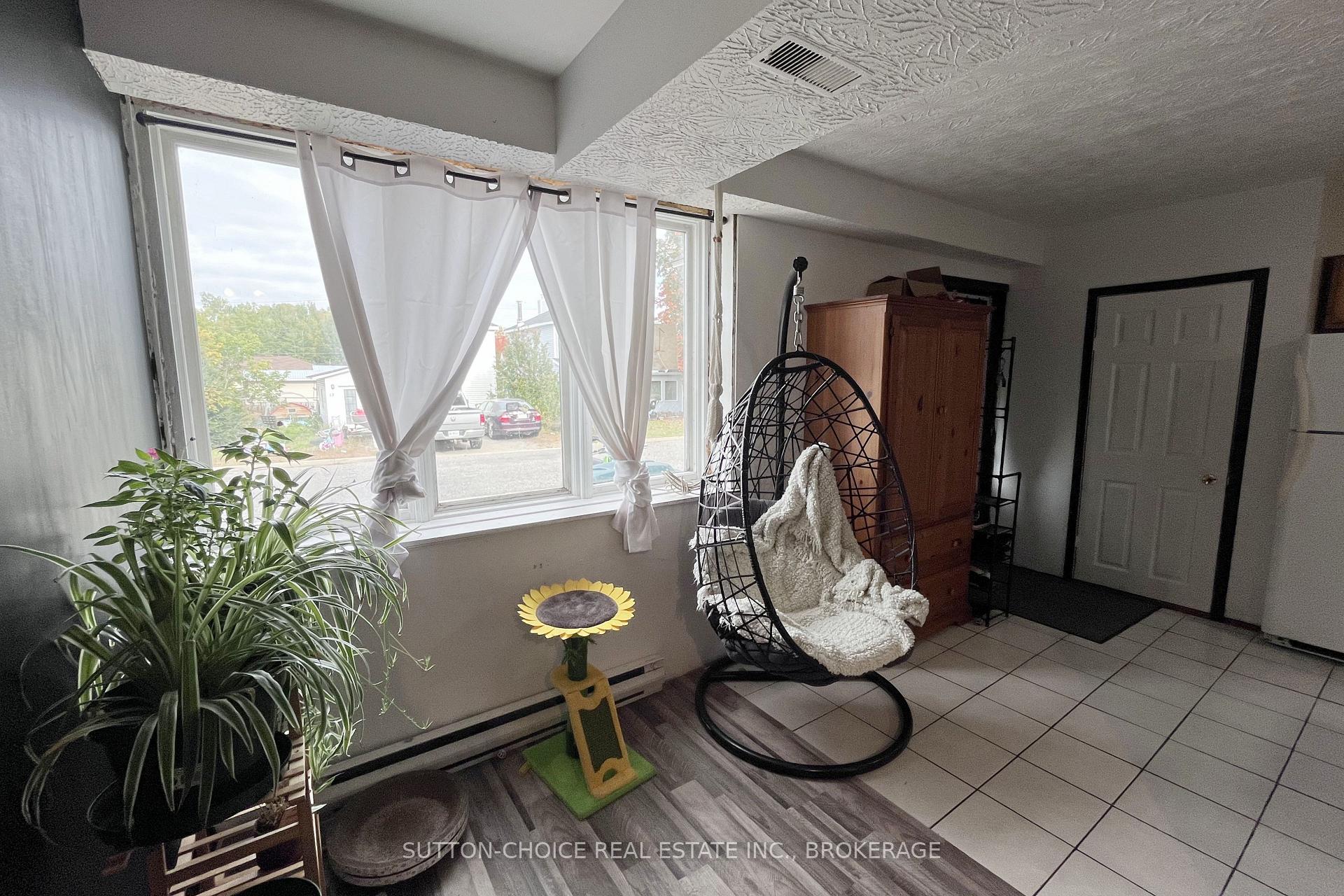 Photo 8 of 19 Cedar Street, Unorganized Townships, Thorne — HOMEH