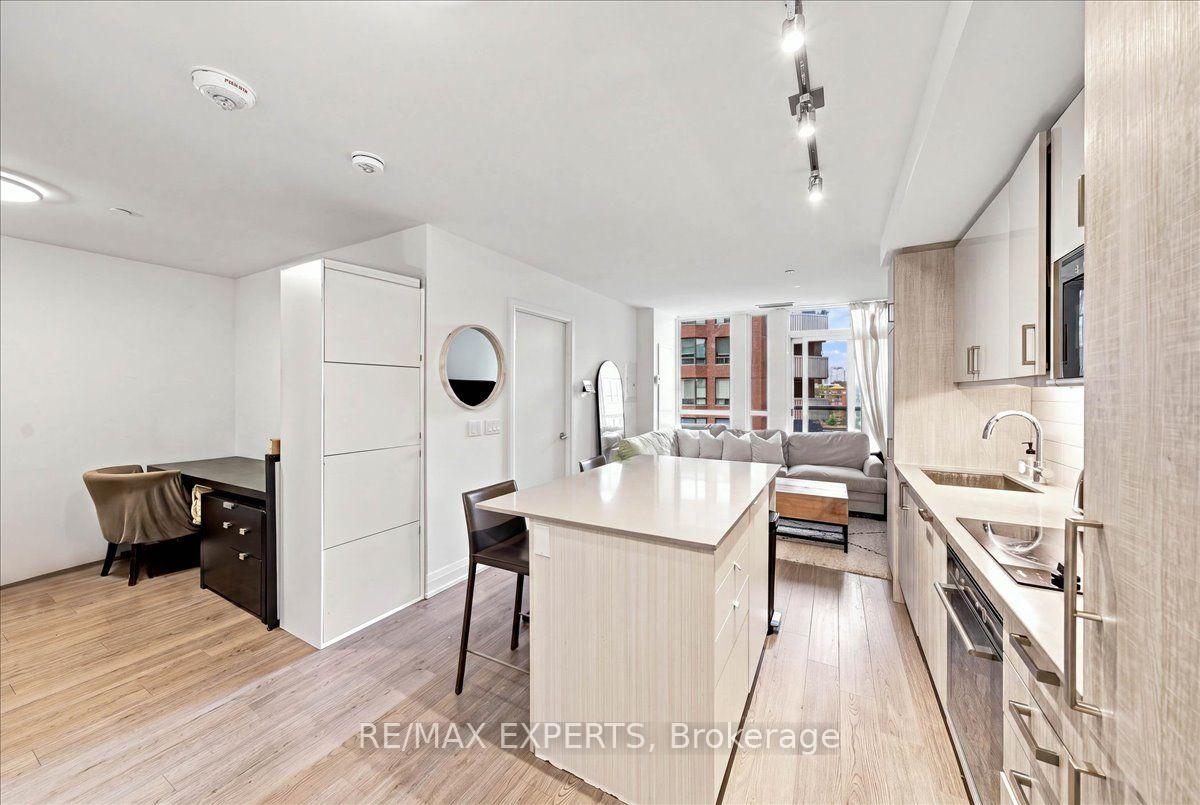 Photo 9 of Unit 401, 77 Mutual Street, Toronto, Church-Yonge Corridor — HOMEH