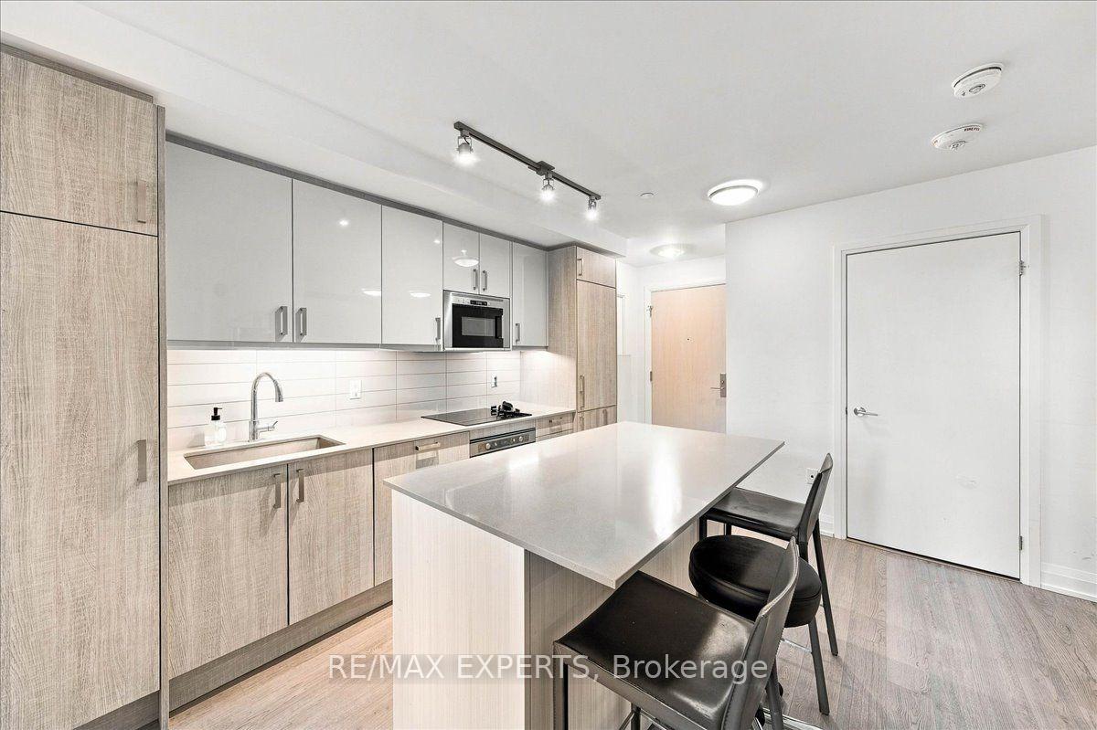 Photo 12 of Unit 401, 77 Mutual Street, Toronto, Church-Yonge Corridor — HOMEH
