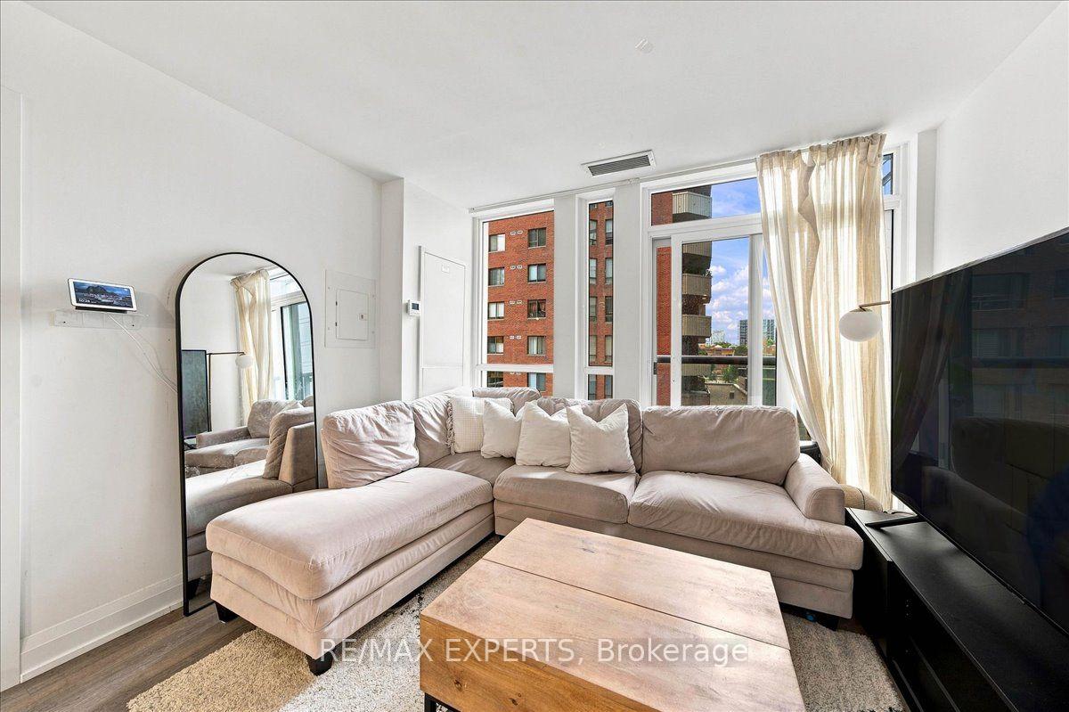 Photo 14 of Unit 401, 77 Mutual Street, Toronto, Church-Yonge Corridor — HOMEH