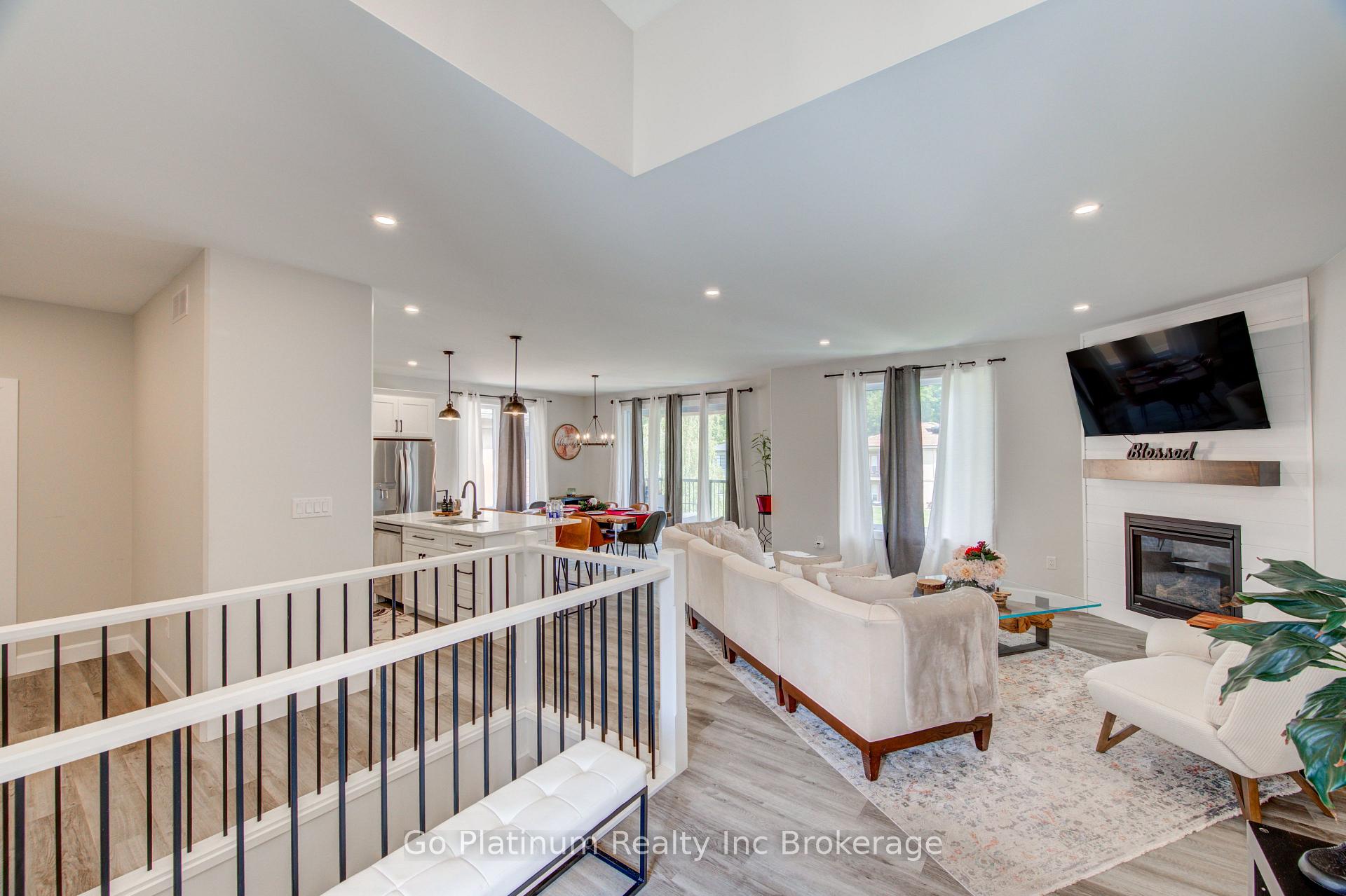 Photo 9 of Unit 11, 5 John Pound Road, Tillsonburg — HOMEH