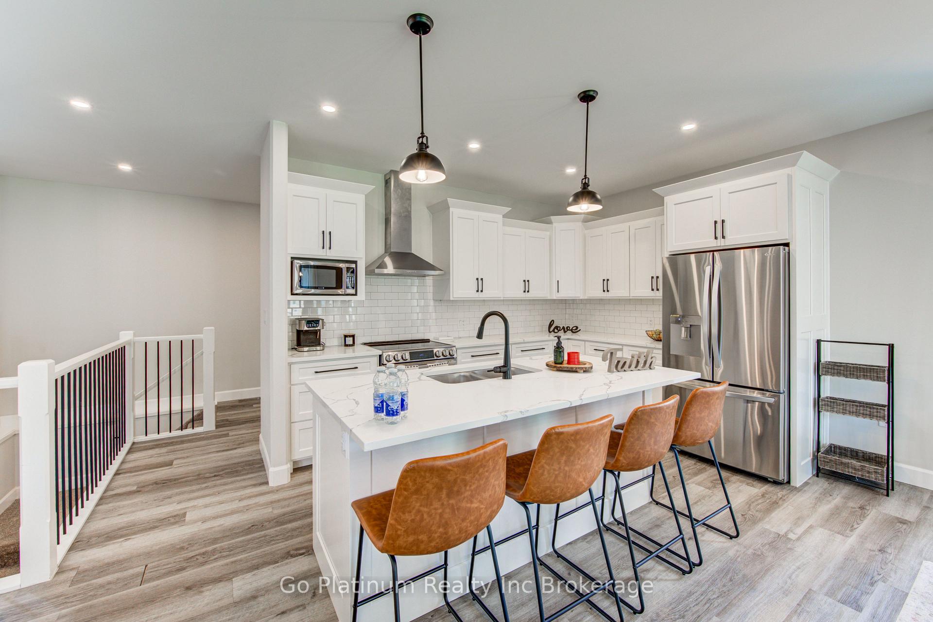 Photo 14 of Unit 11, 5 John Pound Road, Tillsonburg — HOMEH