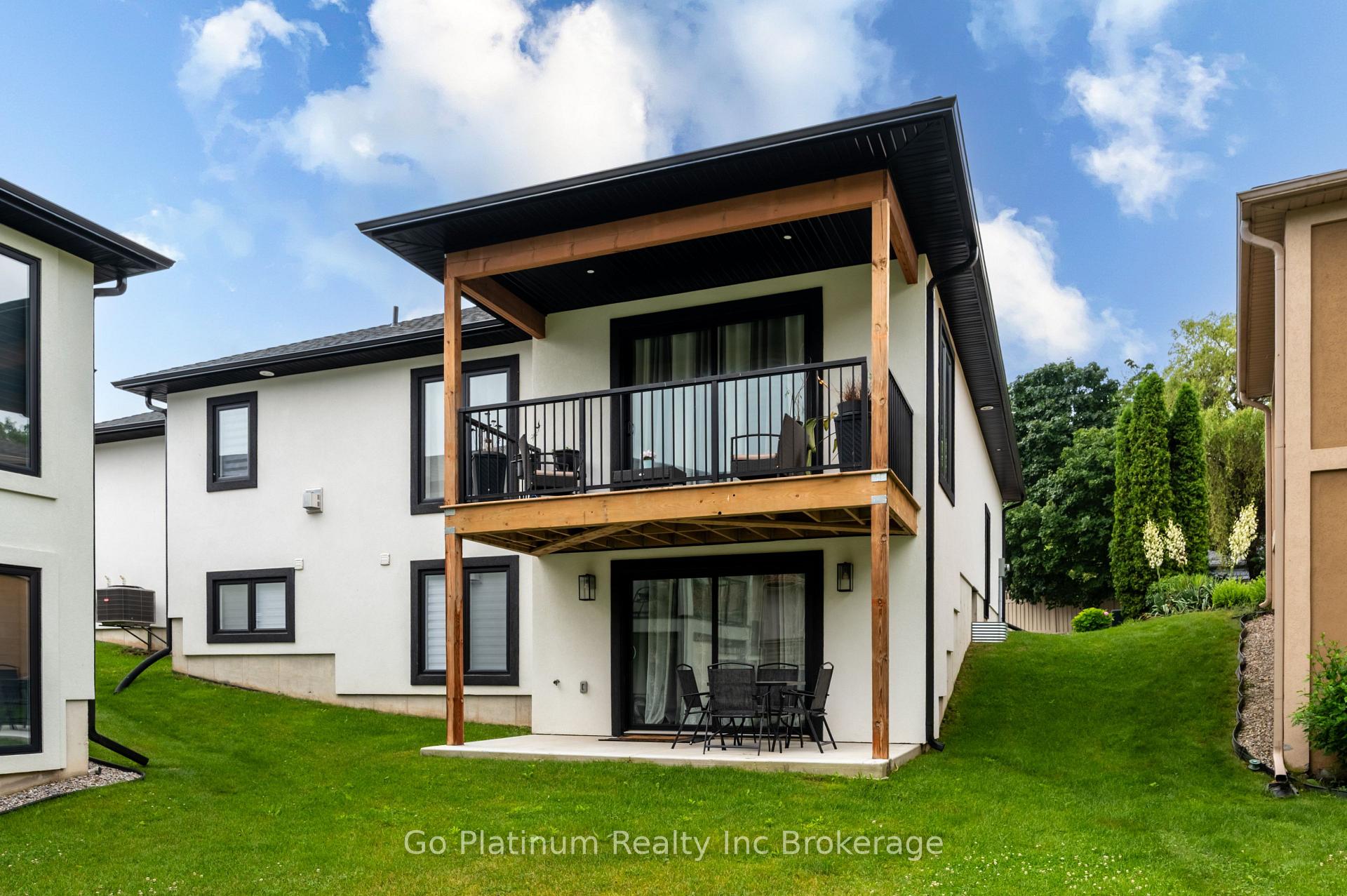 Photo 44 of Unit 11, 5 John Pound Road, Tillsonburg — HOMEH