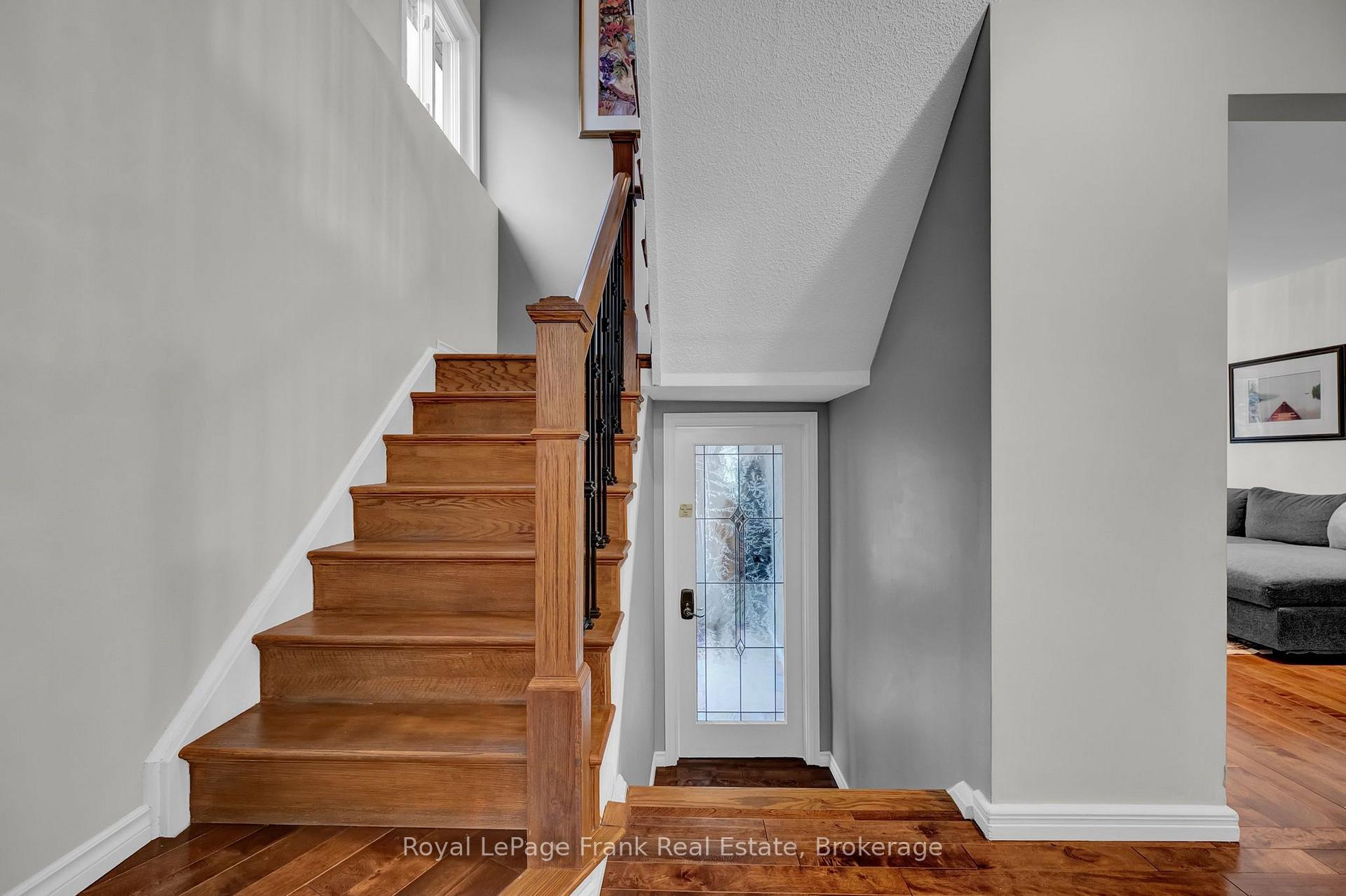 Photo 21 of 117 Lawrence Crescent, Clarington, Bowmanville — HOMEH