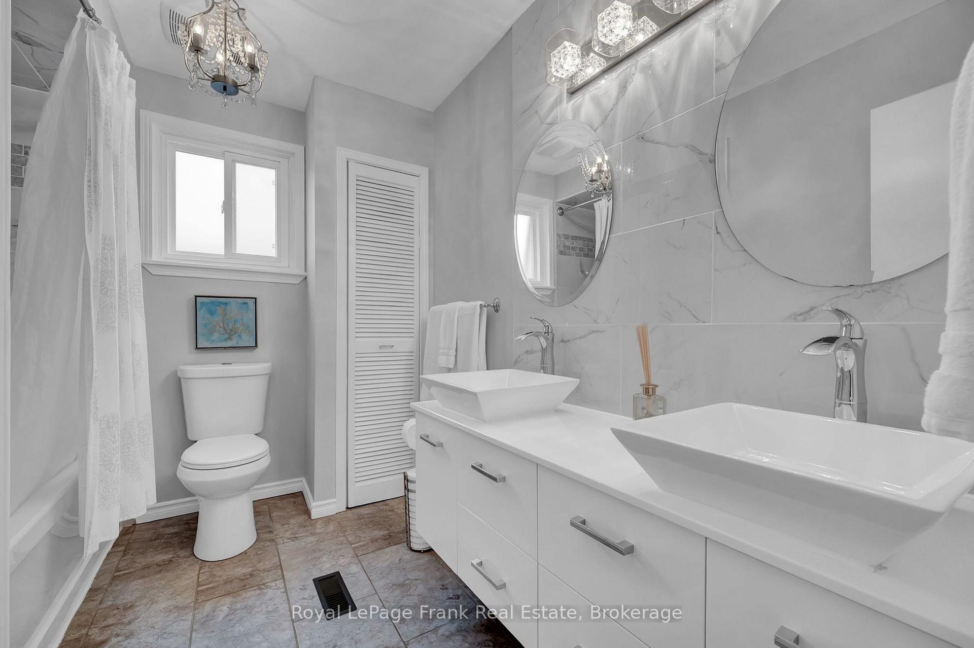 Photo 25 of 117 Lawrence Crescent, Clarington, Bowmanville — HOMEH