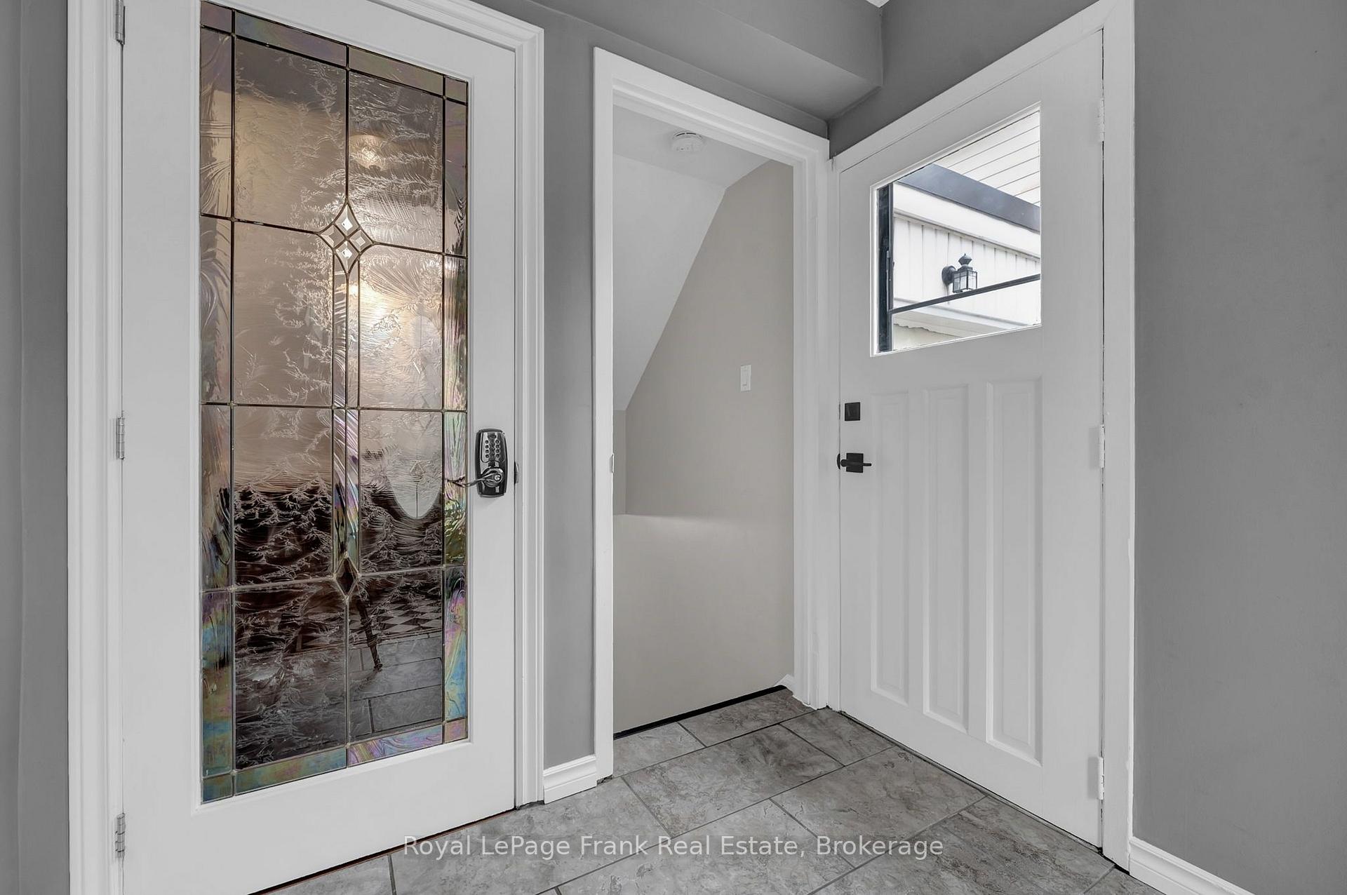 Photo 29 of 117 Lawrence Crescent, Clarington, Bowmanville — HOMEH
