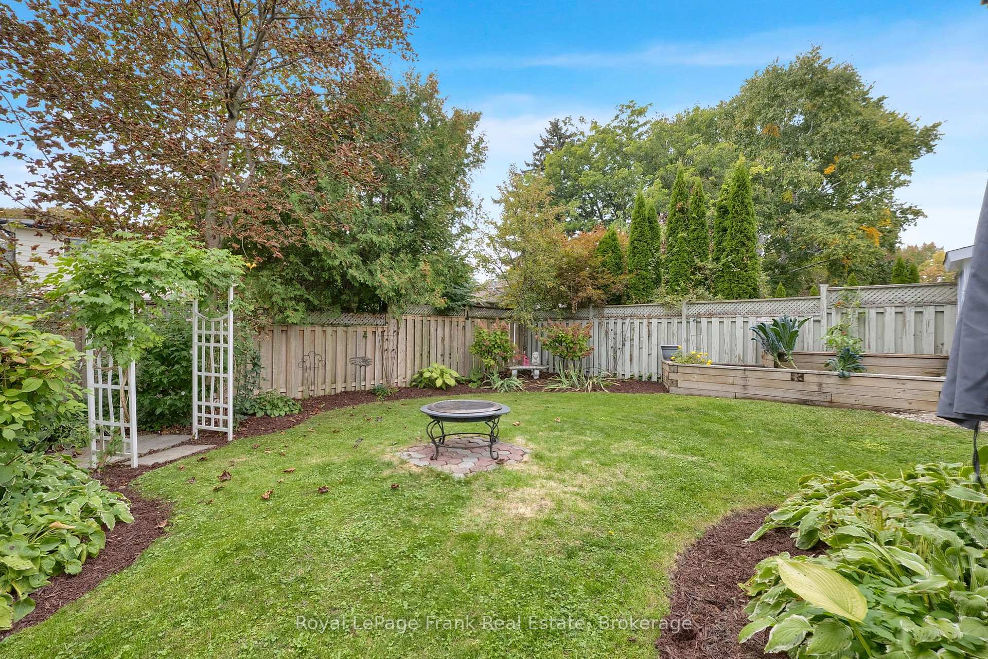 Photo 41 of 117 Lawrence Crescent, Clarington, Bowmanville — HOMEH