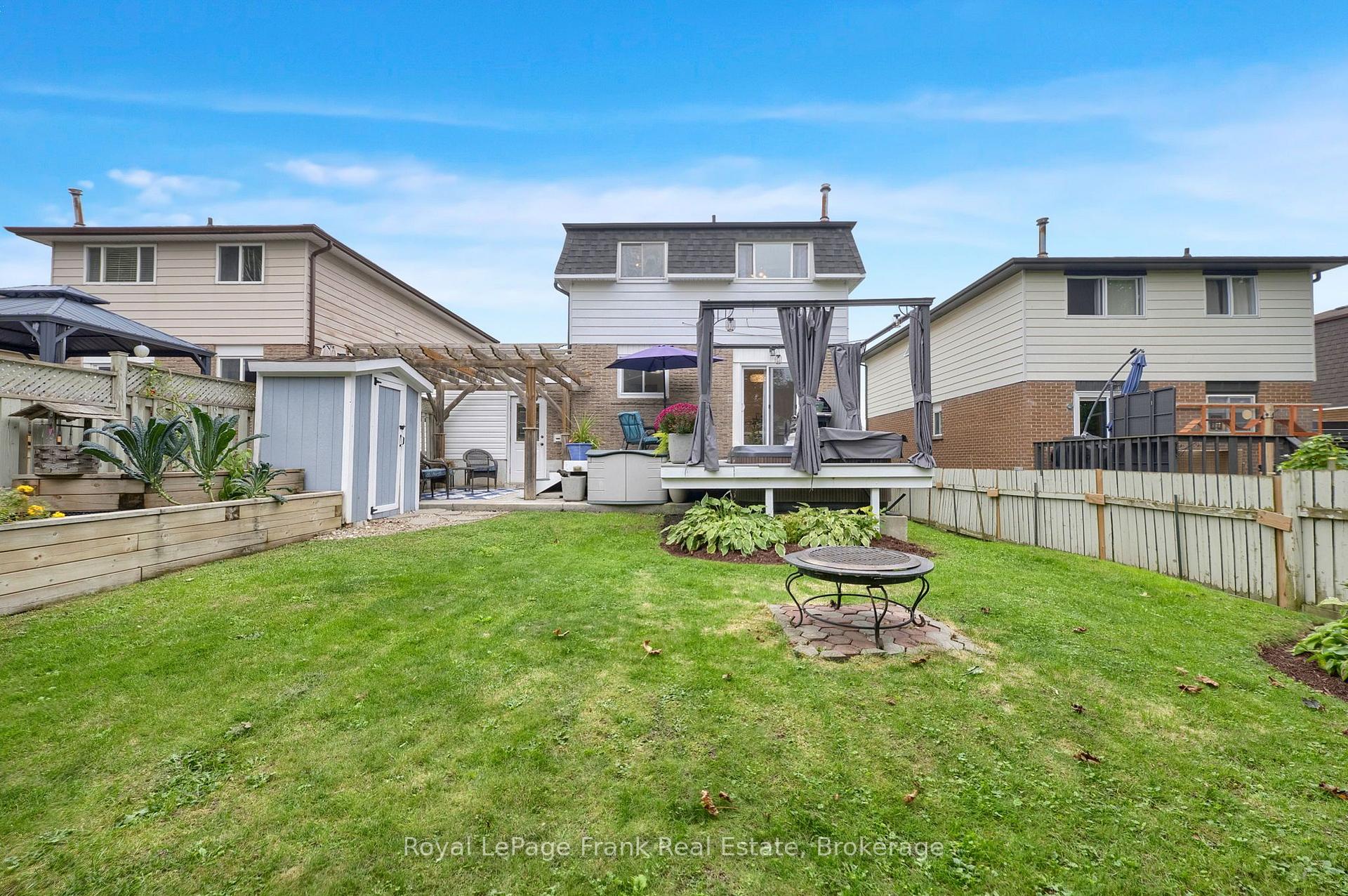 Photo 43 of 117 Lawrence Crescent, Clarington, Bowmanville — HOMEH