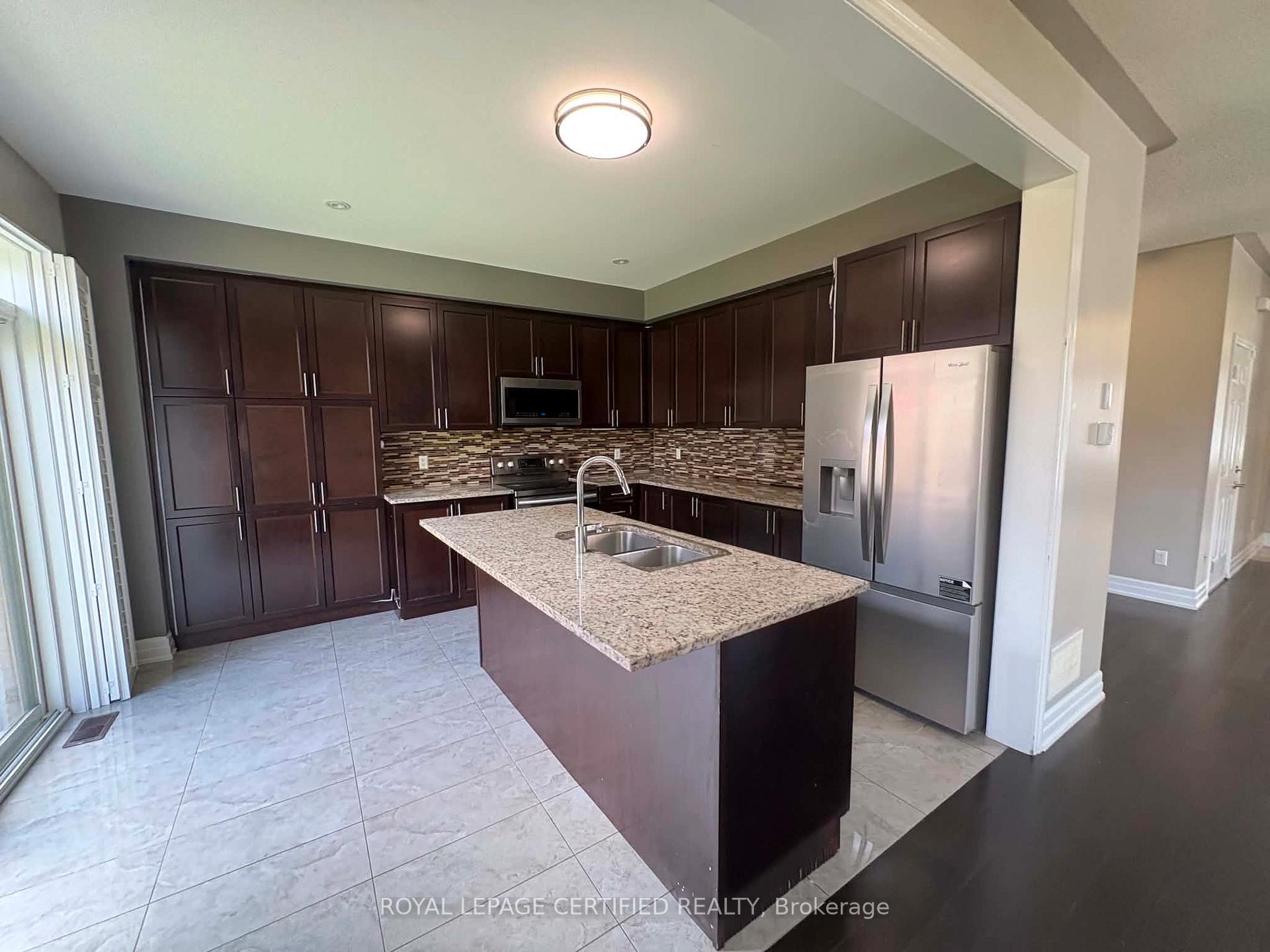Photo 11 of Unit Upper, 271 Andrews Trail, Milton, Clarke — HOMEH