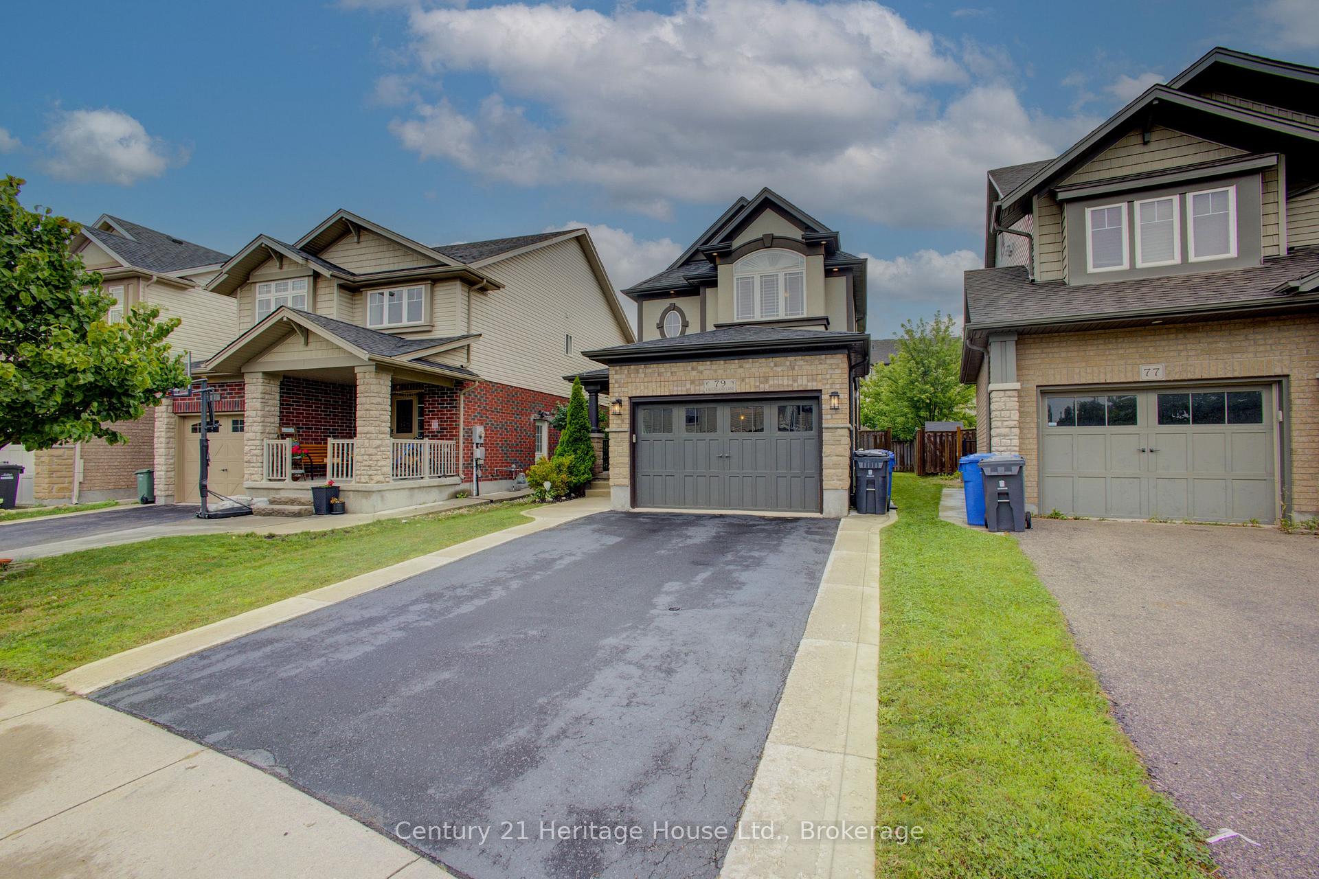 Photo 3 of 79 Laughland Lane, Guelph, Pineridge/Westminster Woods — HOMEH