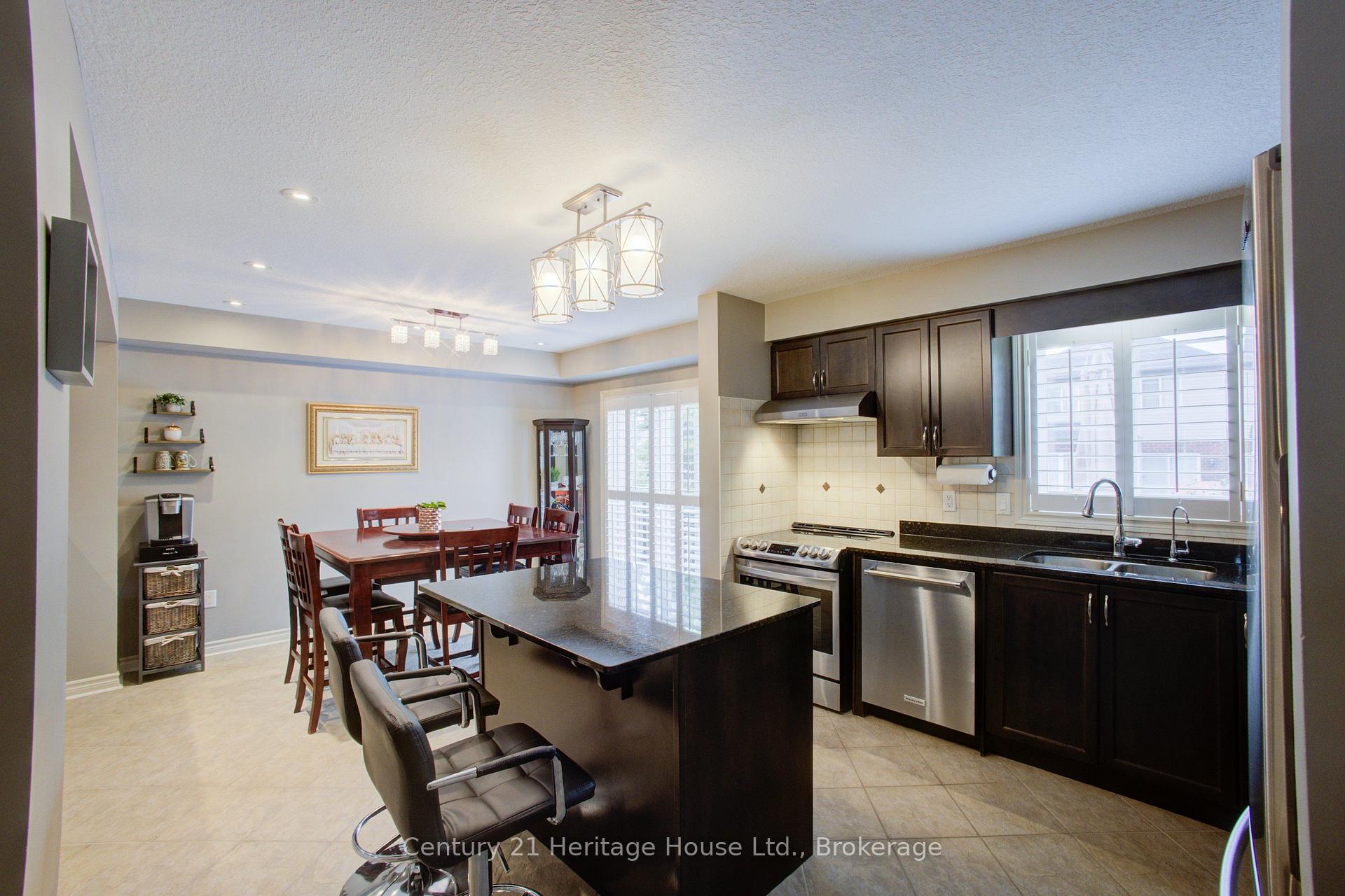 Photo 12 of 79 Laughland Lane, Guelph, Pineridge/Westminster Woods — HOMEH
