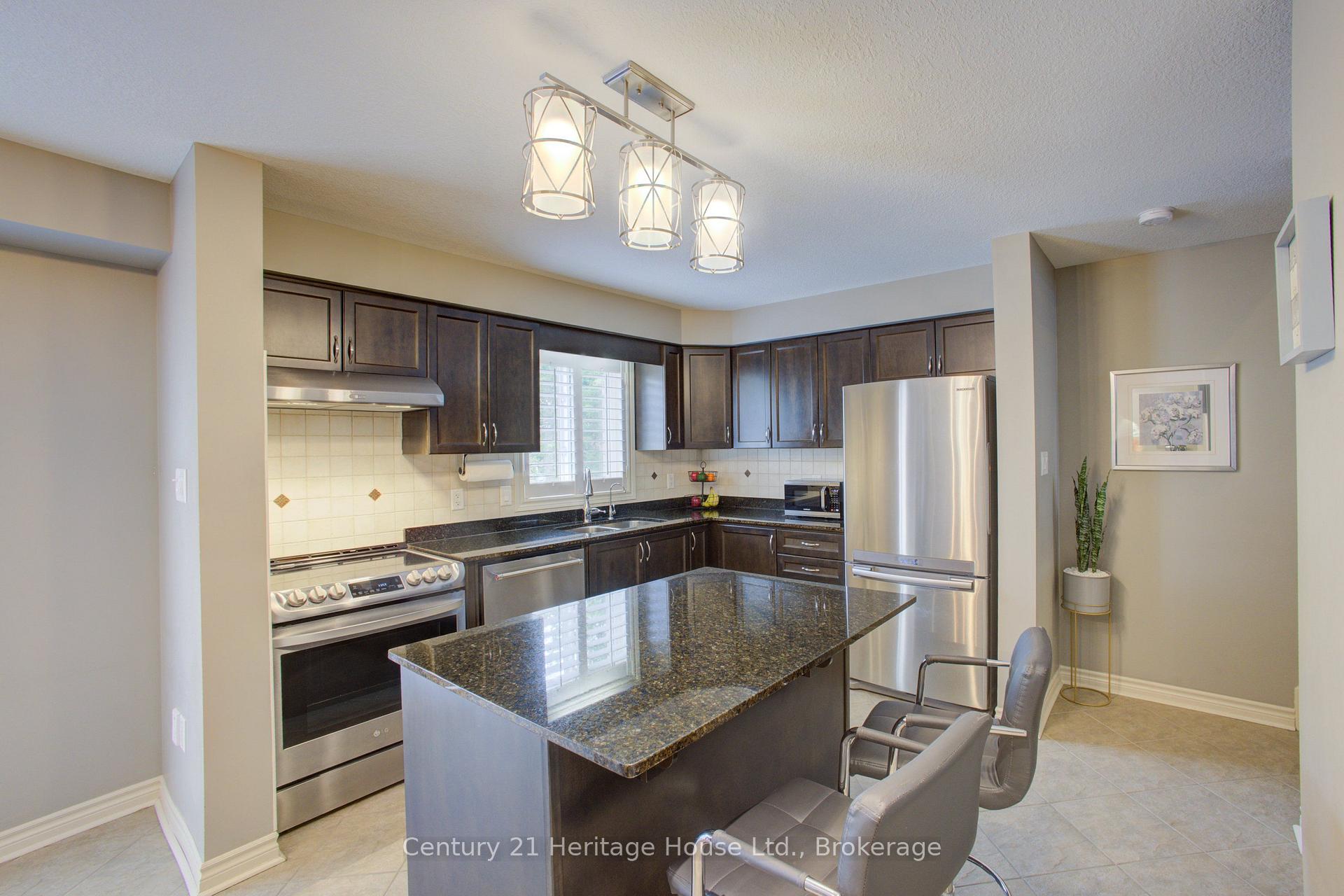 Photo 13 of 79 Laughland Lane, Guelph, Pineridge/Westminster Woods — HOMEH