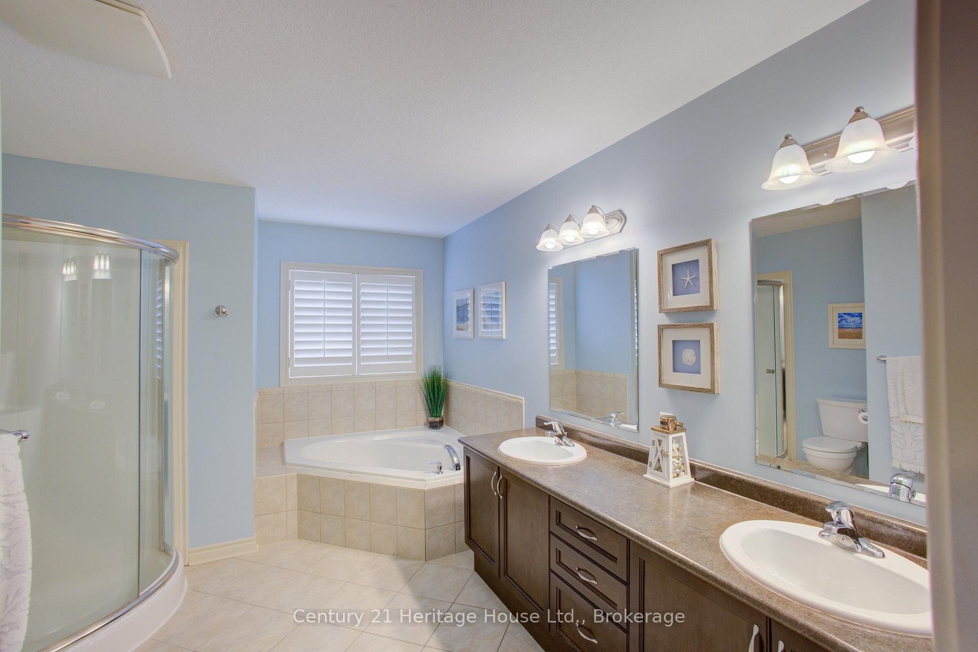 Photo 24 of 79 Laughland Lane, Guelph, Pineridge/Westminster Woods — HOMEH