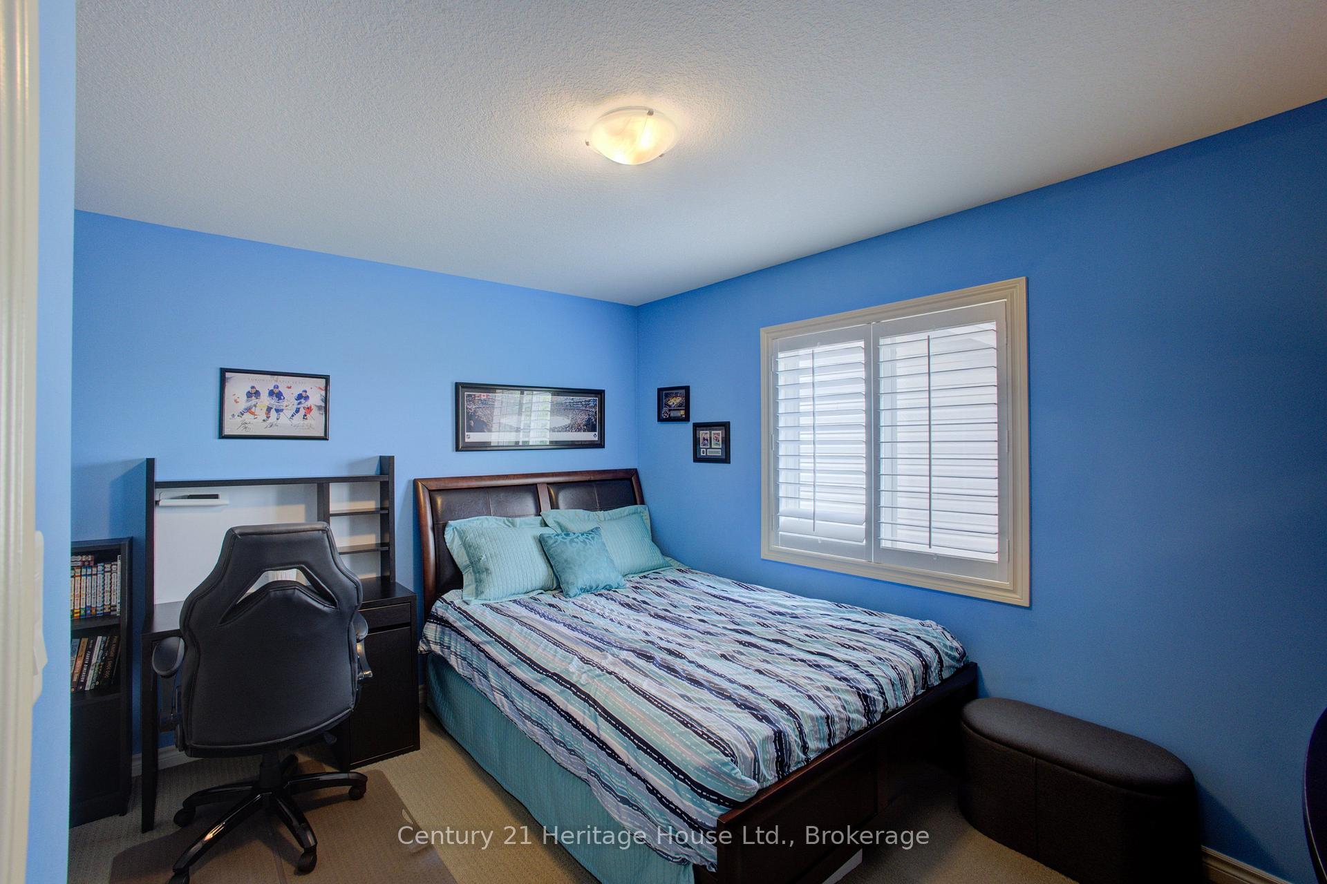 Photo 25 of 79 Laughland Lane, Guelph, Pineridge/Westminster Woods — HOMEH