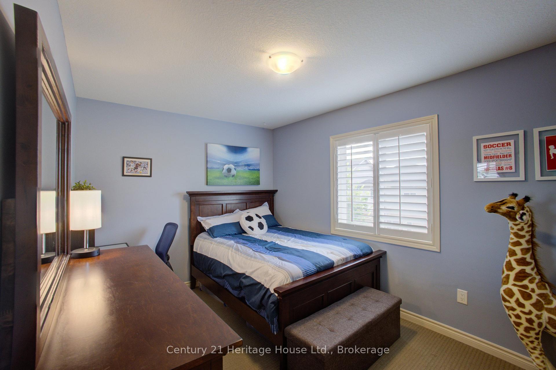 Photo 26 of 79 Laughland Lane, Guelph, Pineridge/Westminster Woods — HOMEH