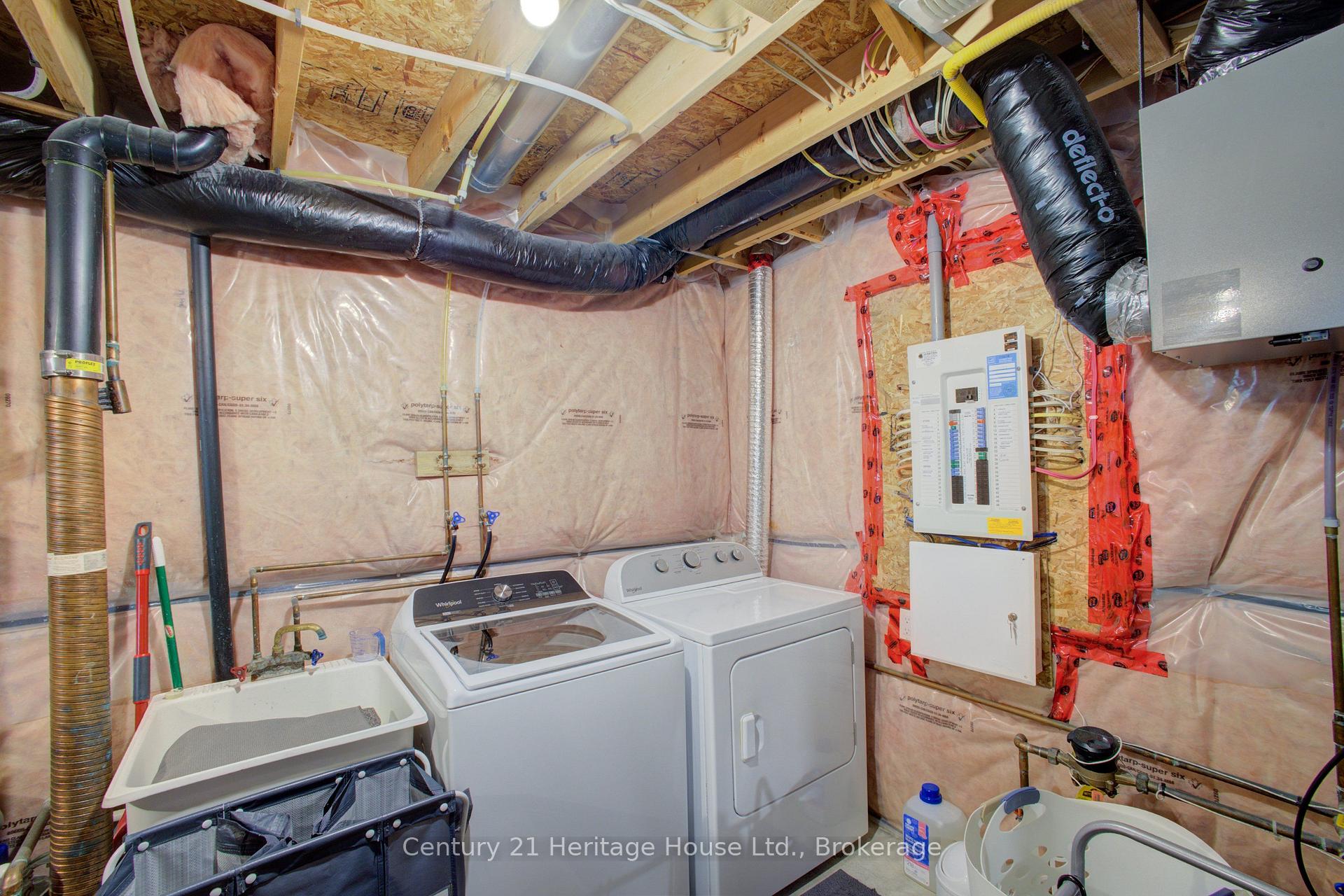 Photo 31 of 79 Laughland Lane, Guelph, Pineridge/Westminster Woods — HOMEH